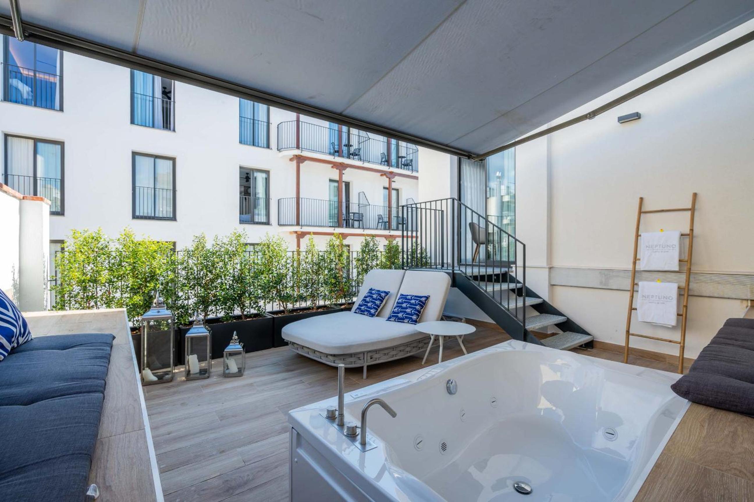 Habitación Doble con Terraza y Jacuzzi Exterior