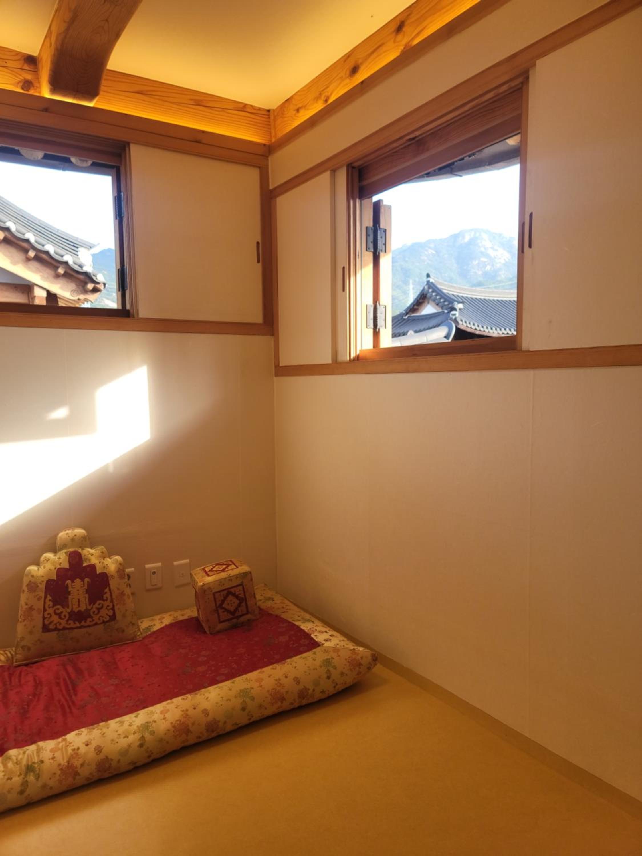 Suite - Photo 4