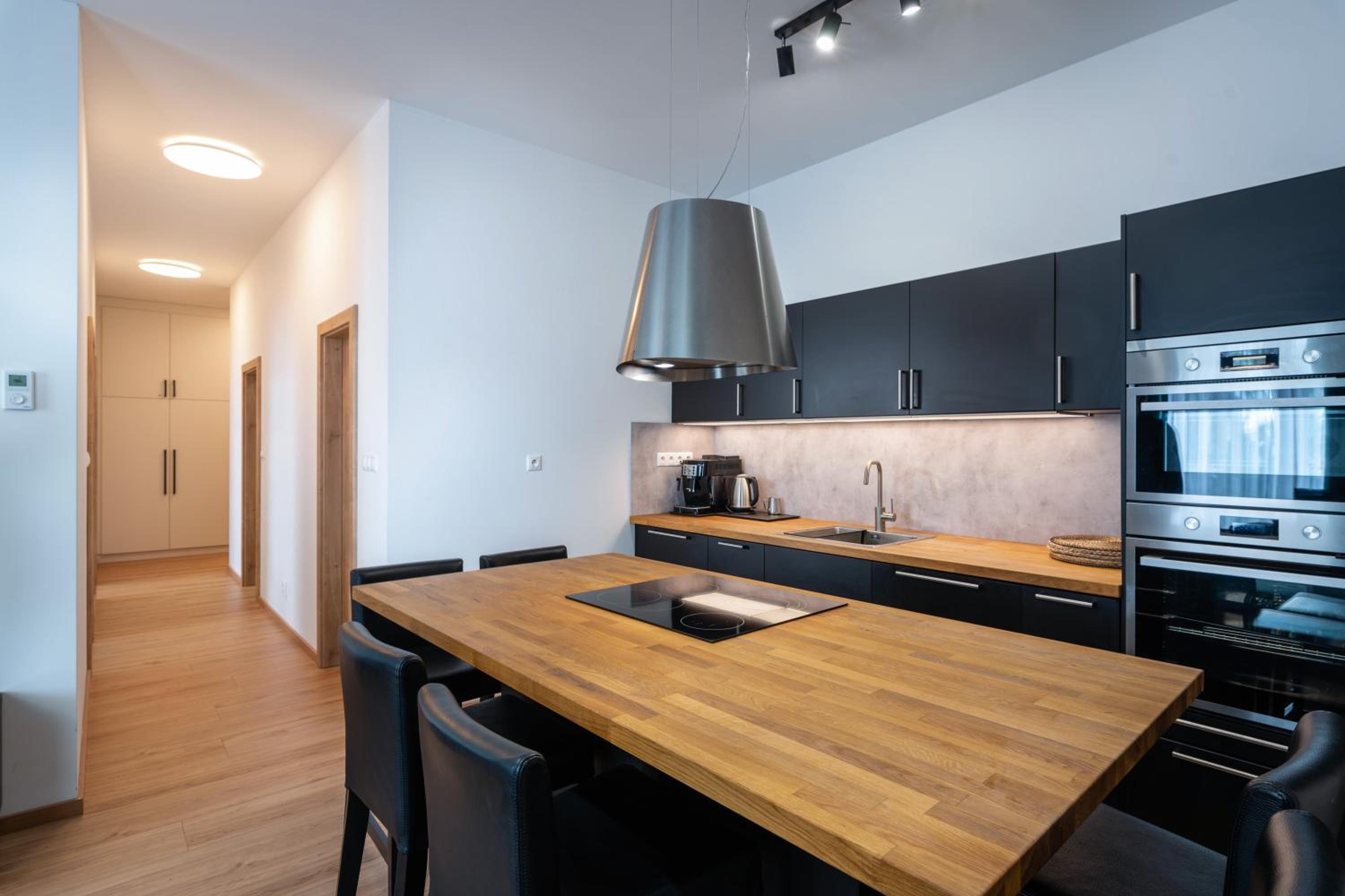 Two-Bedroom Apartment (HR2 - C104) - Photo 4