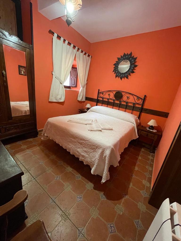Casa de cuatro habitaciones