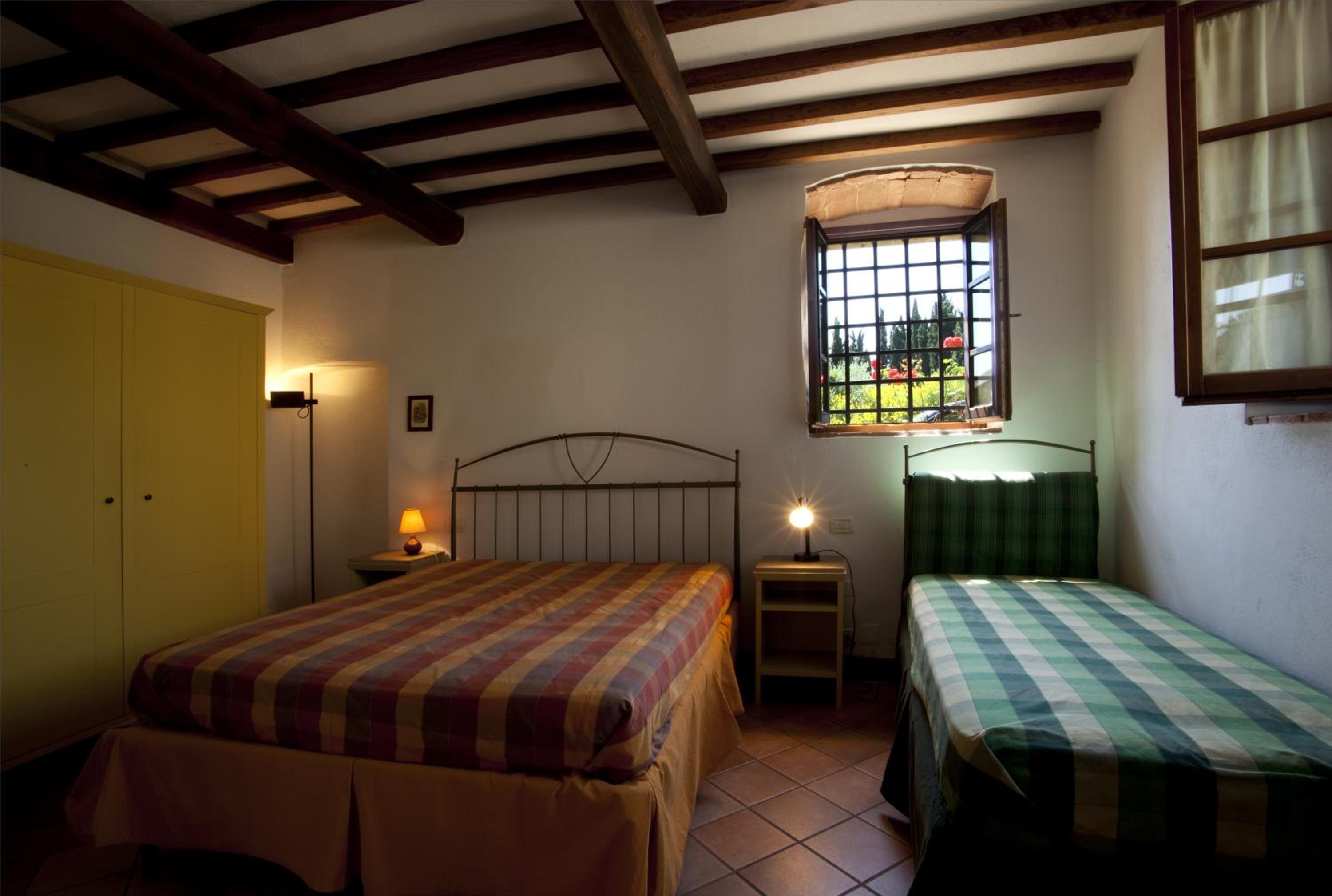 One-Bedroom Apartment (5 Adults)