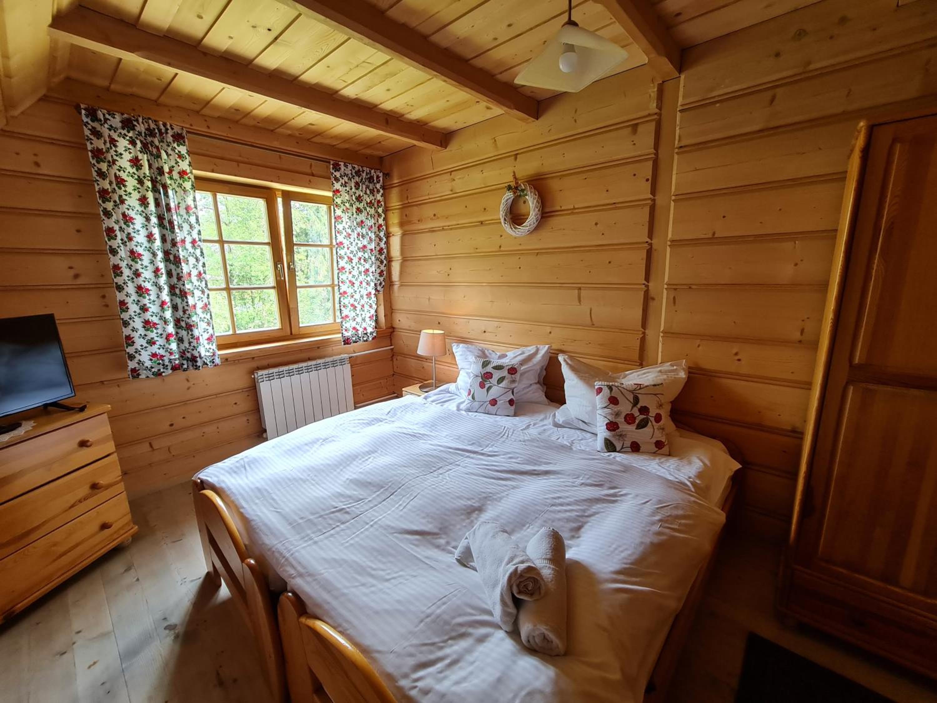 Double Room - Photo 15