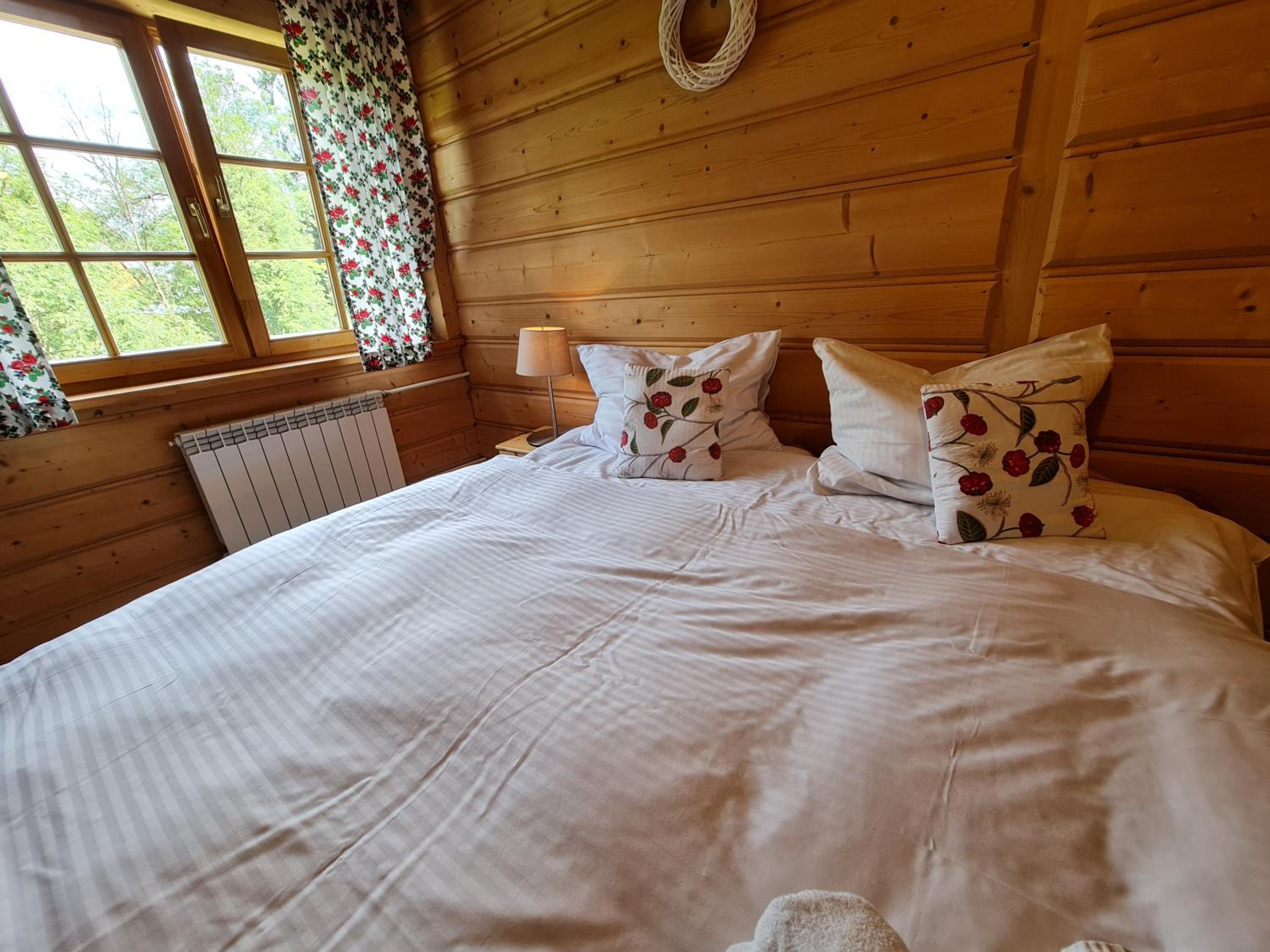 Double Room - Photo 17