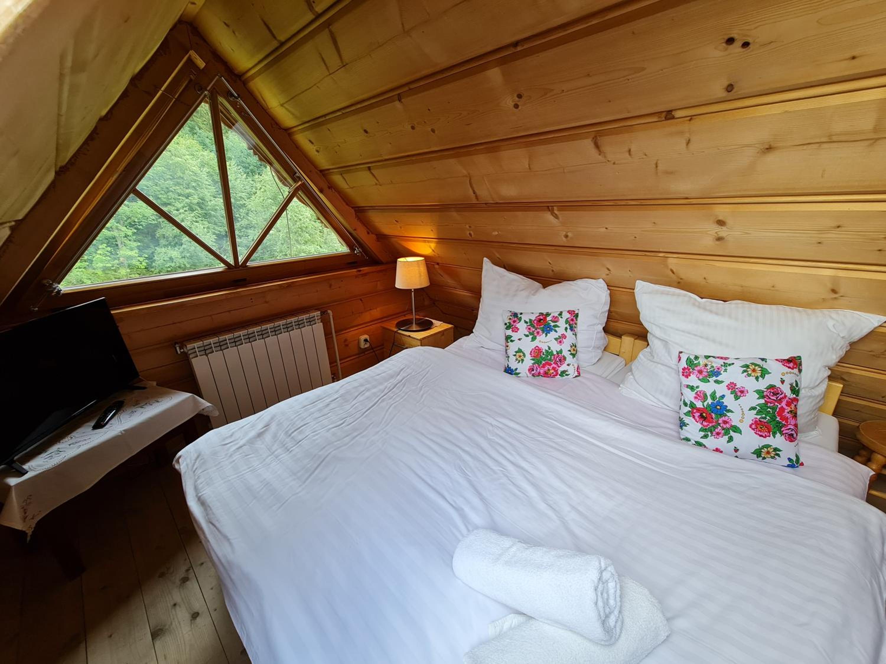 Double Room - Photo 19