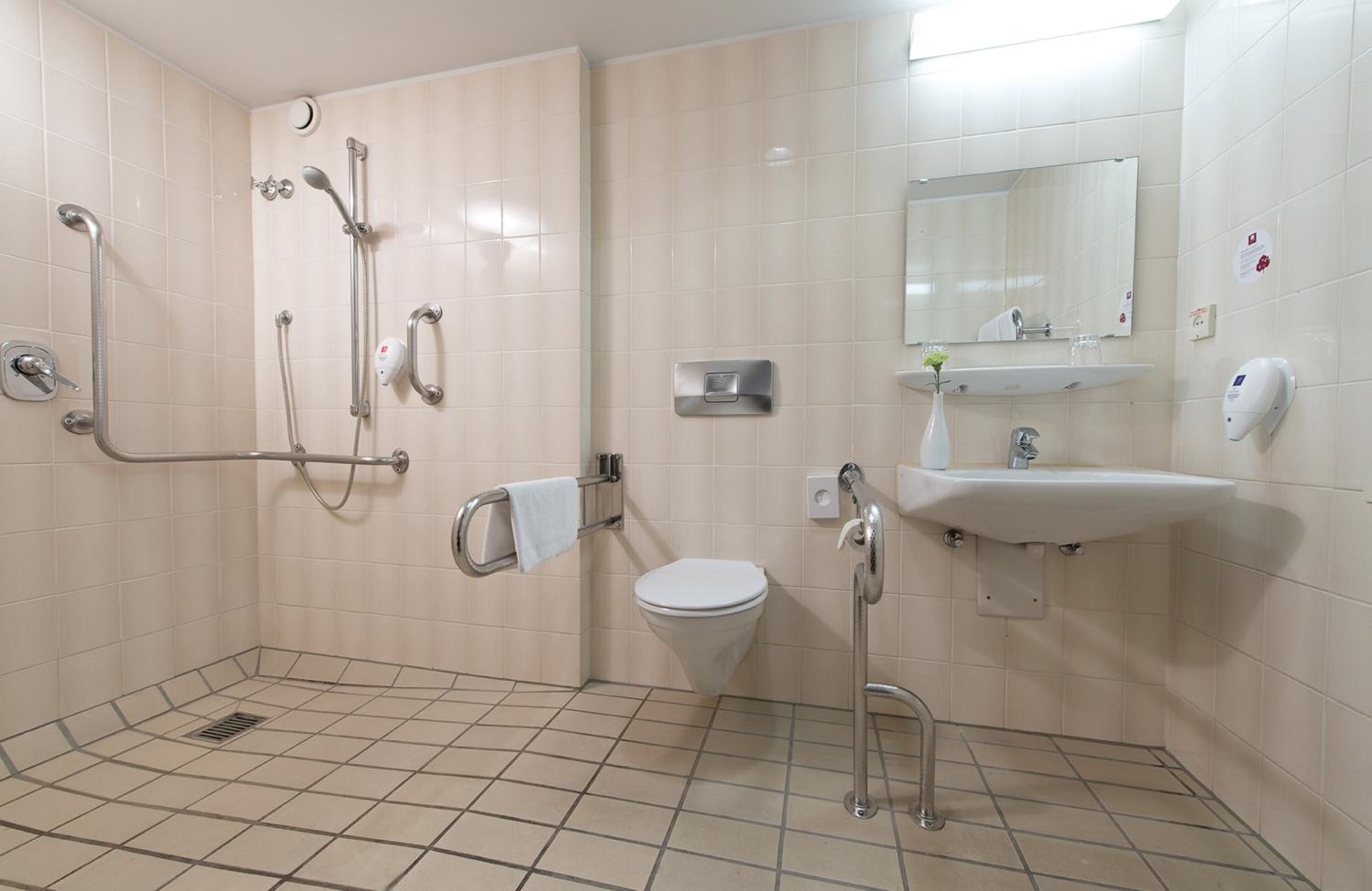 Comfort Double or Twin Room - Photo 9