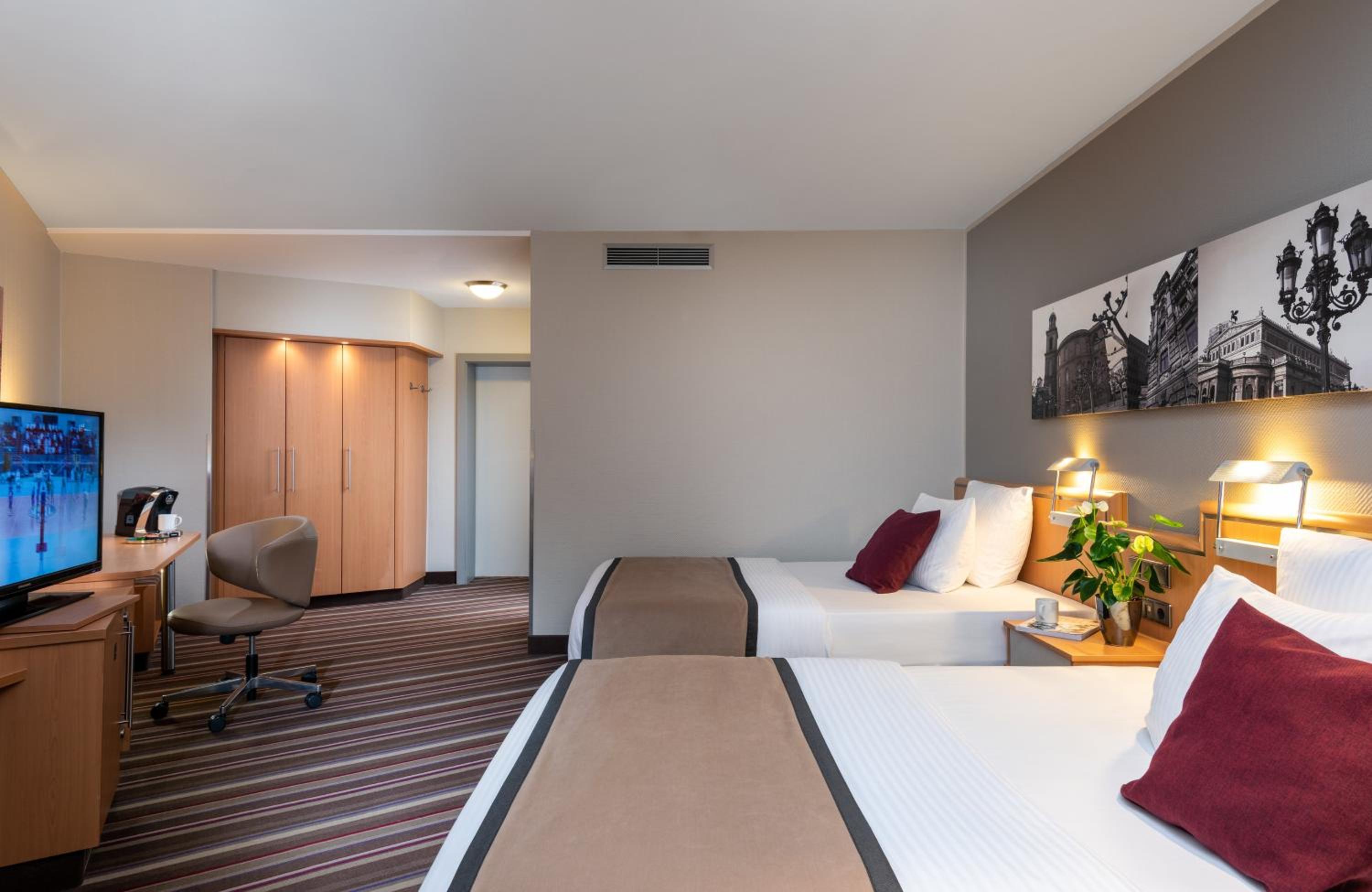 Comfort Double or Twin Room photo 3