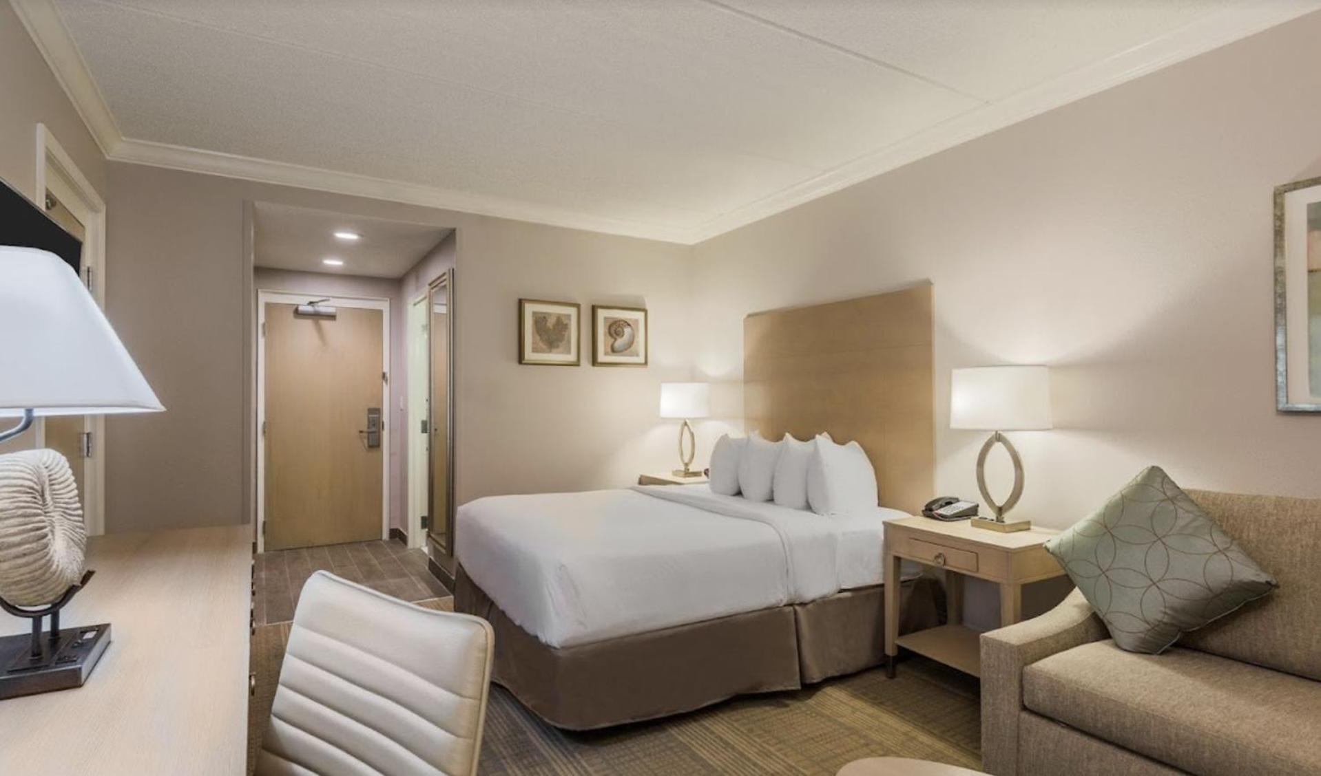 Standard King Room - Photo 1