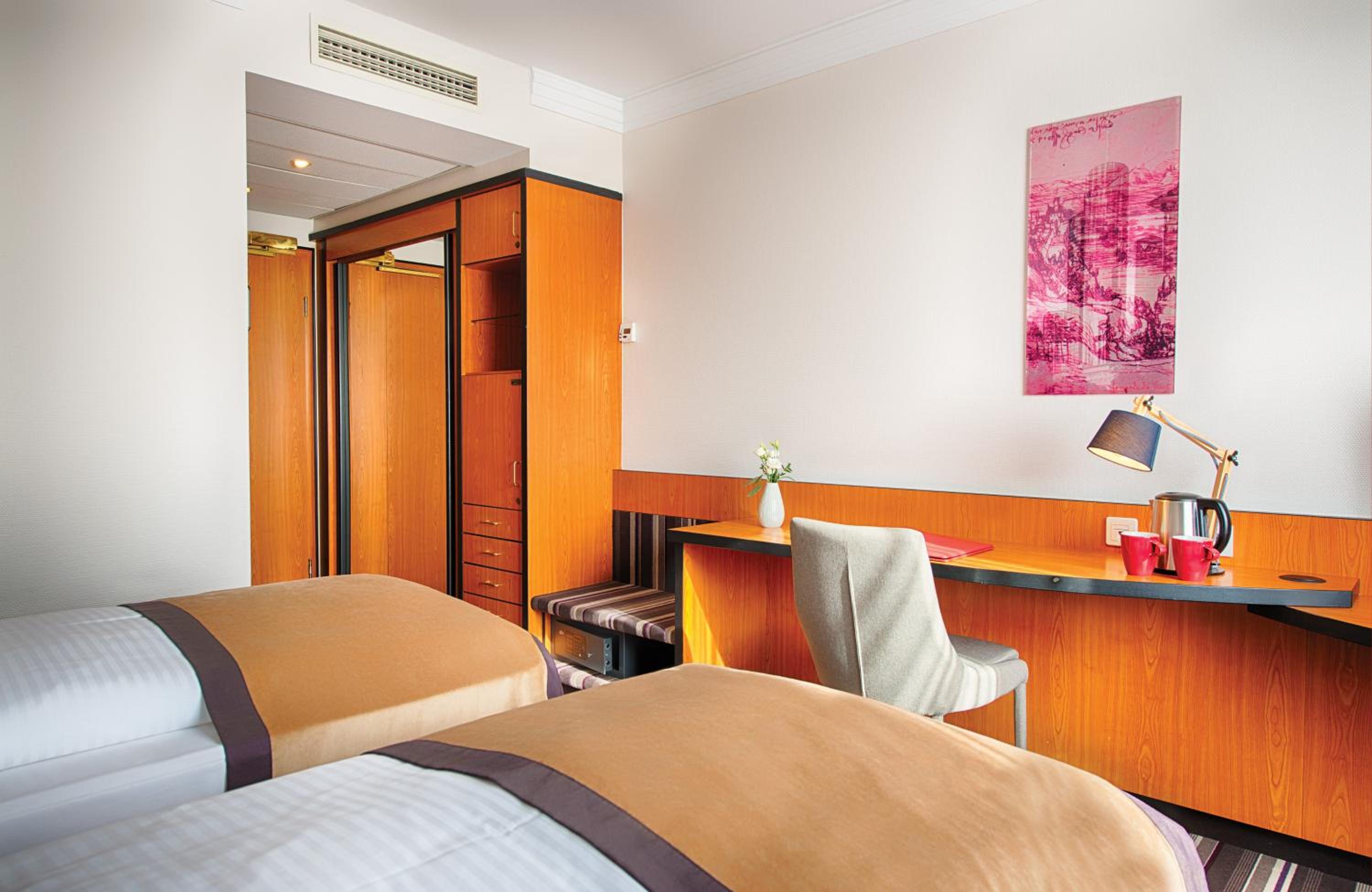 Comfort Double or Twin Room - Photo 17