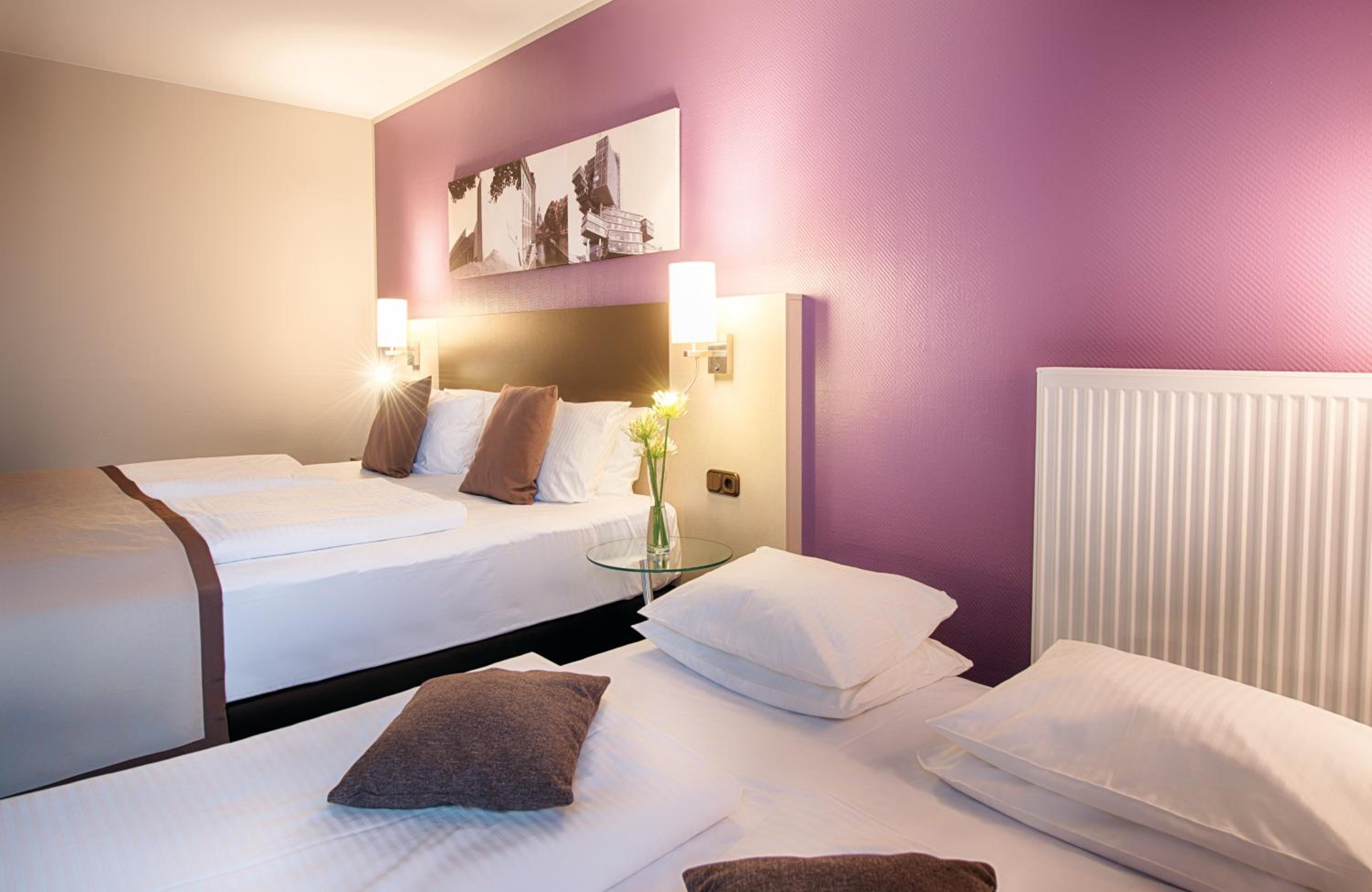 Comfort Family Triple Room thumbnail 5