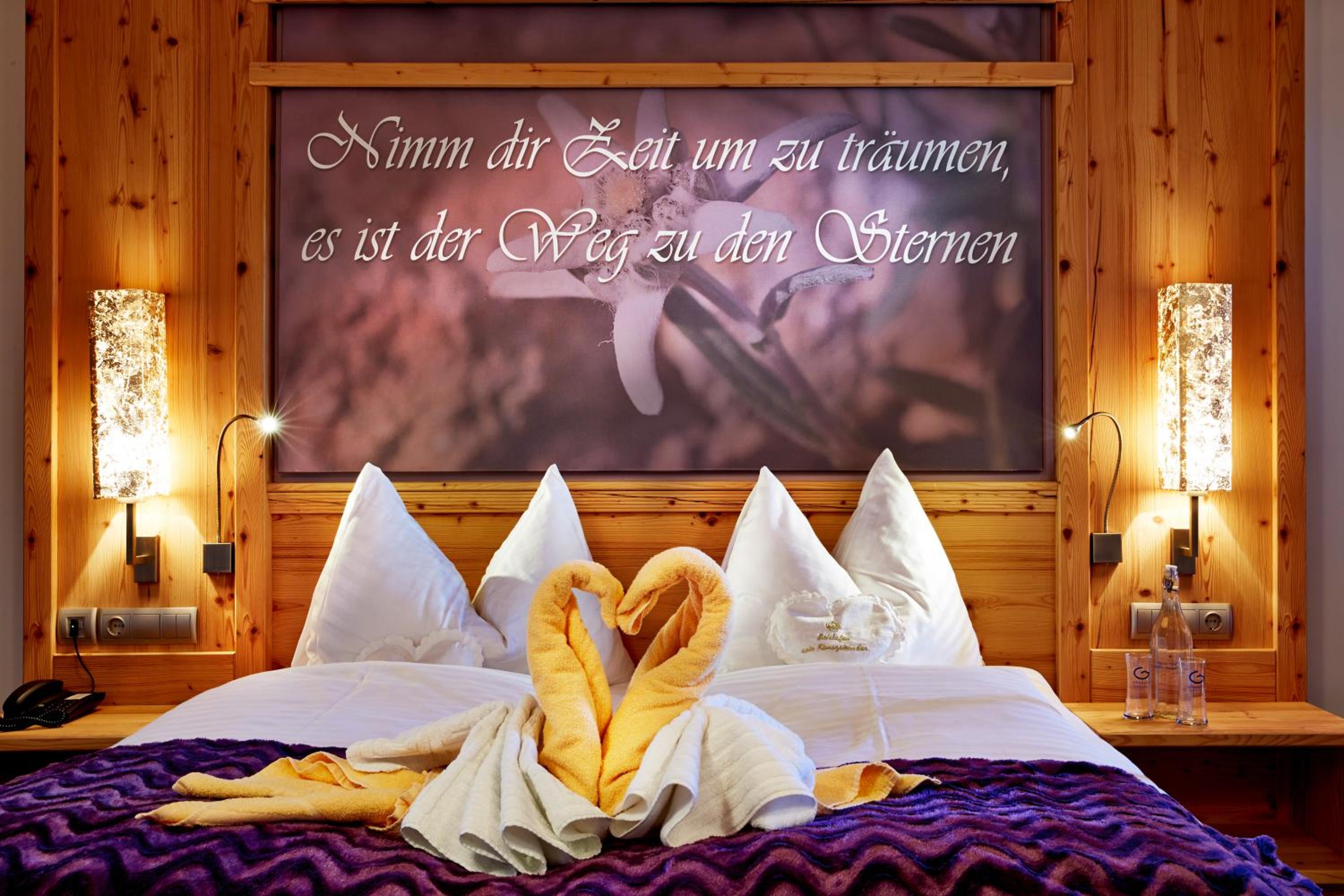 Comfort Double Room with Balcony and Mountain View - Photo 4