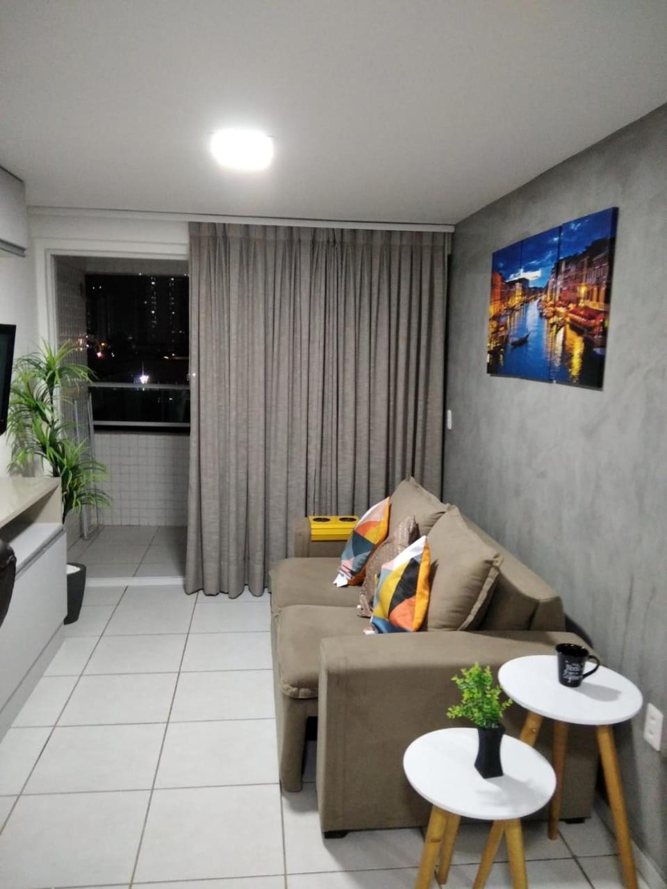 Apartment with Balcony photo 3