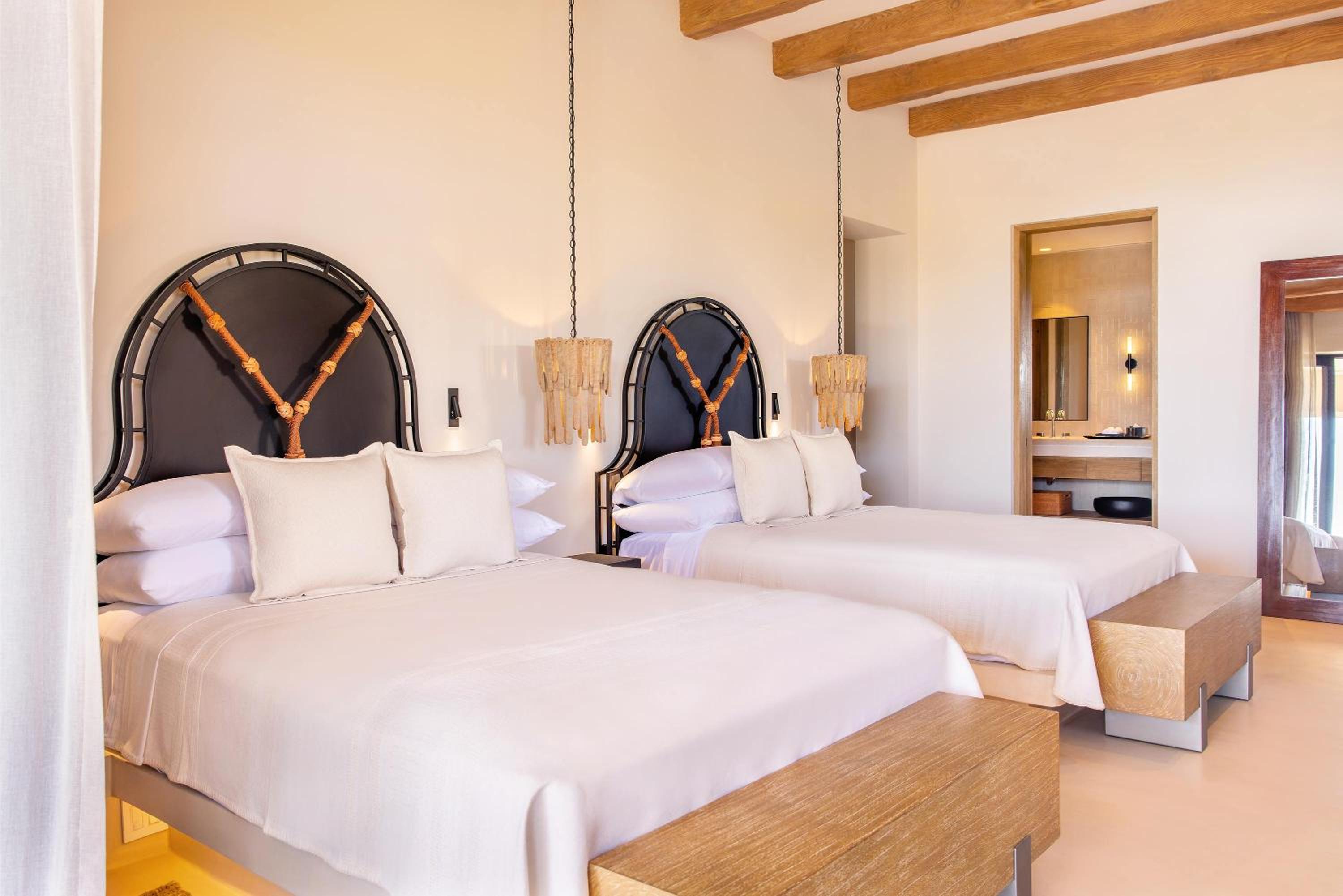 Queen Room with Pool View