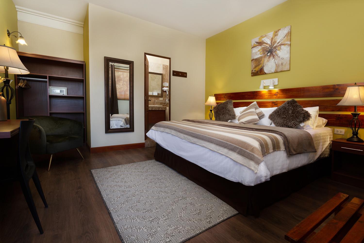 Superior Queen Room photo 1