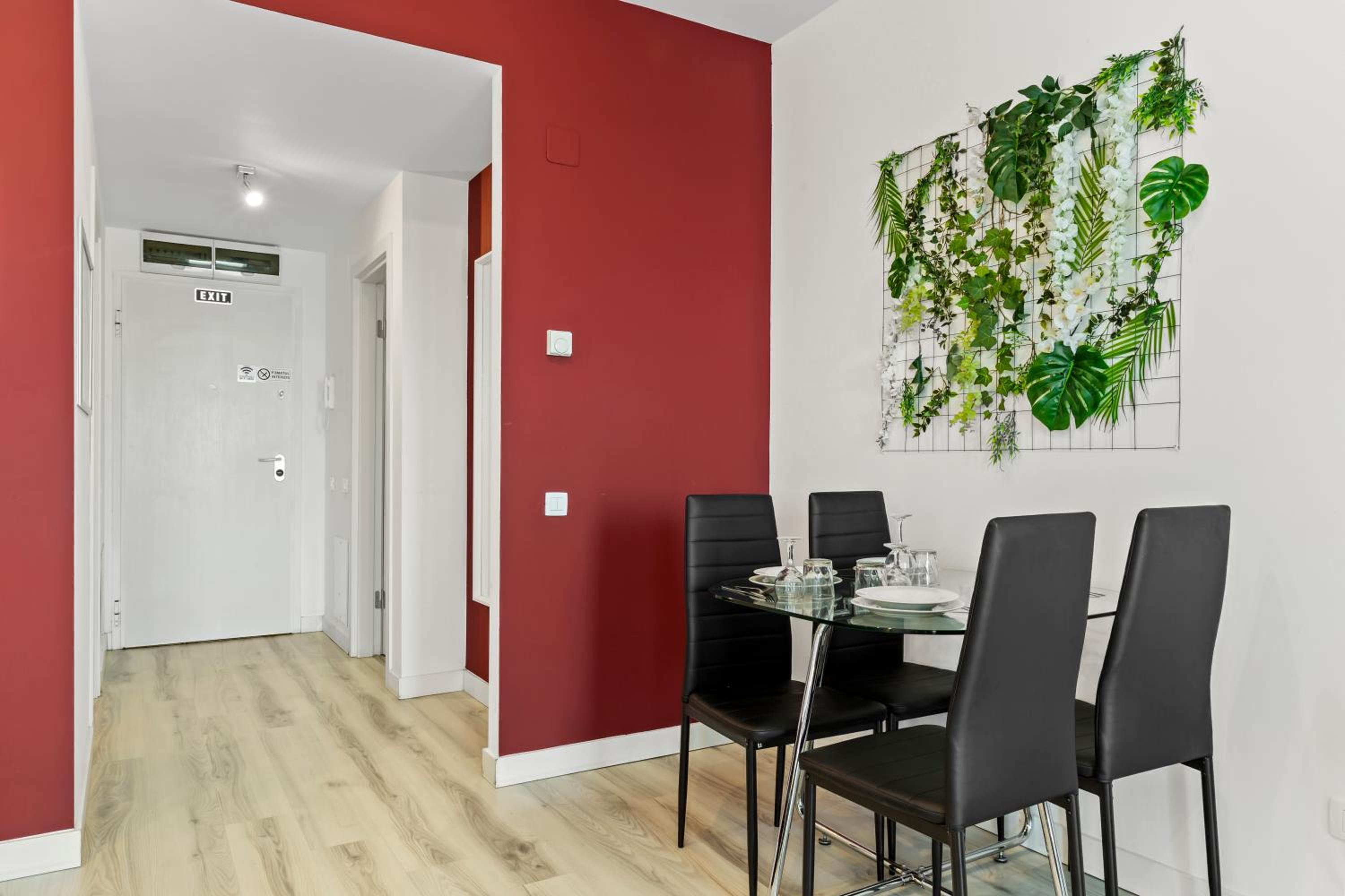 Studio Apartment - Photo 6