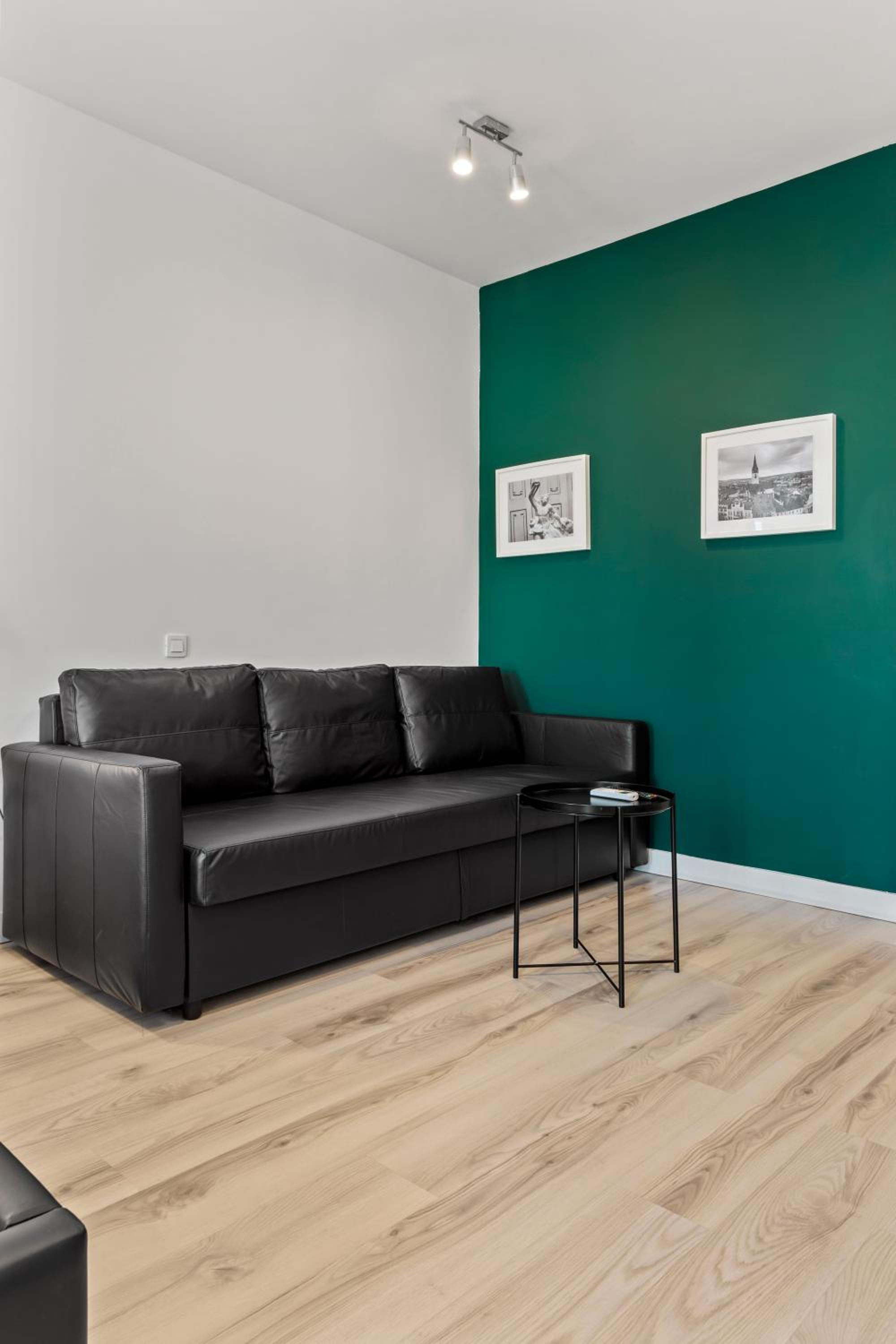 Studio Apartment - Photo 26