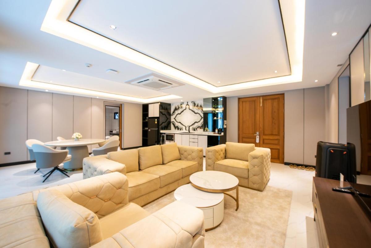 Deluxe Family Suite - Photo 4