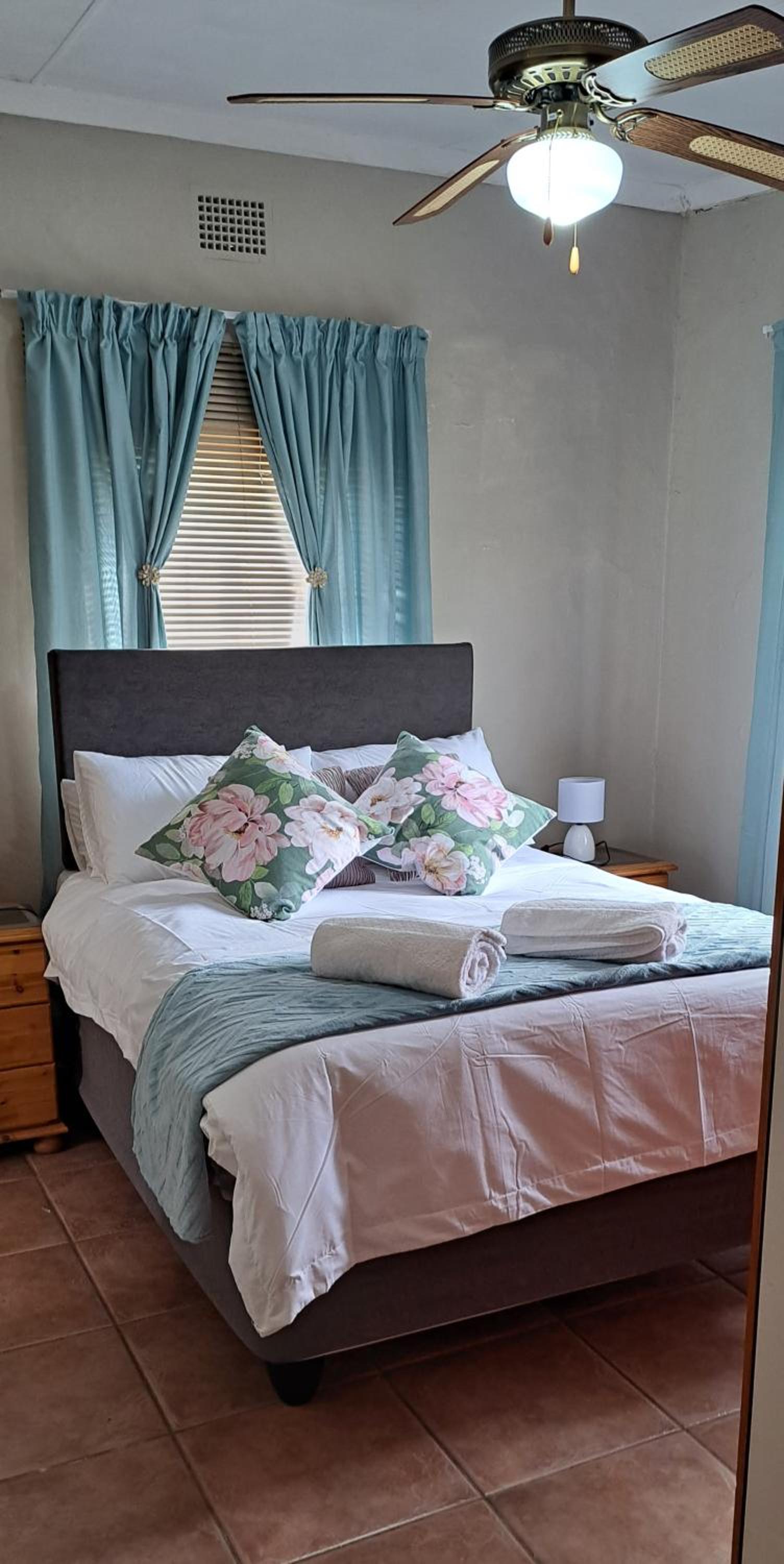 Two-Bedroom Apartment - Photo 1