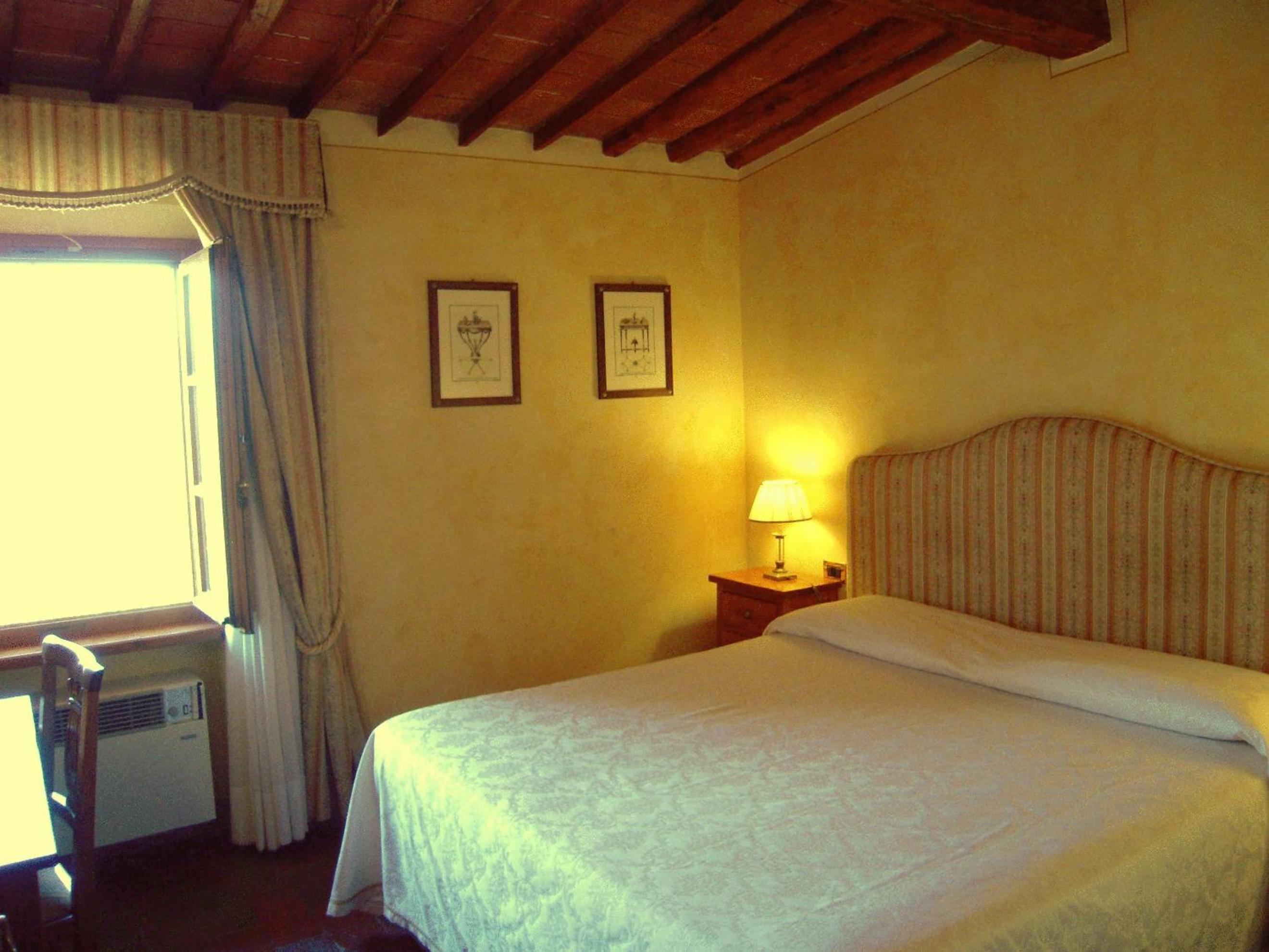 Double Room - Photo 3
