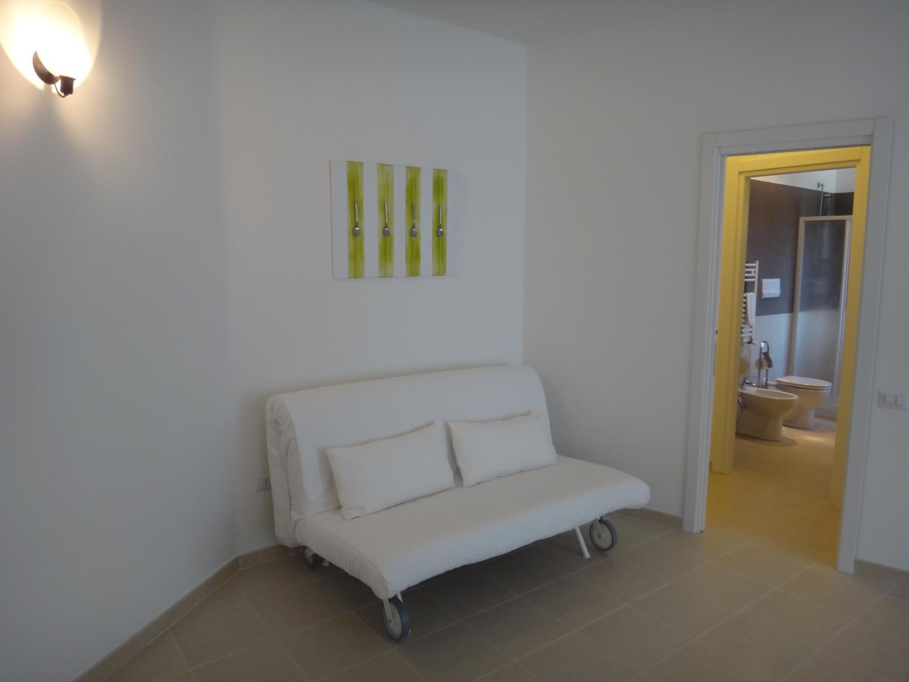 Apartment with Sea View - Photo 2
