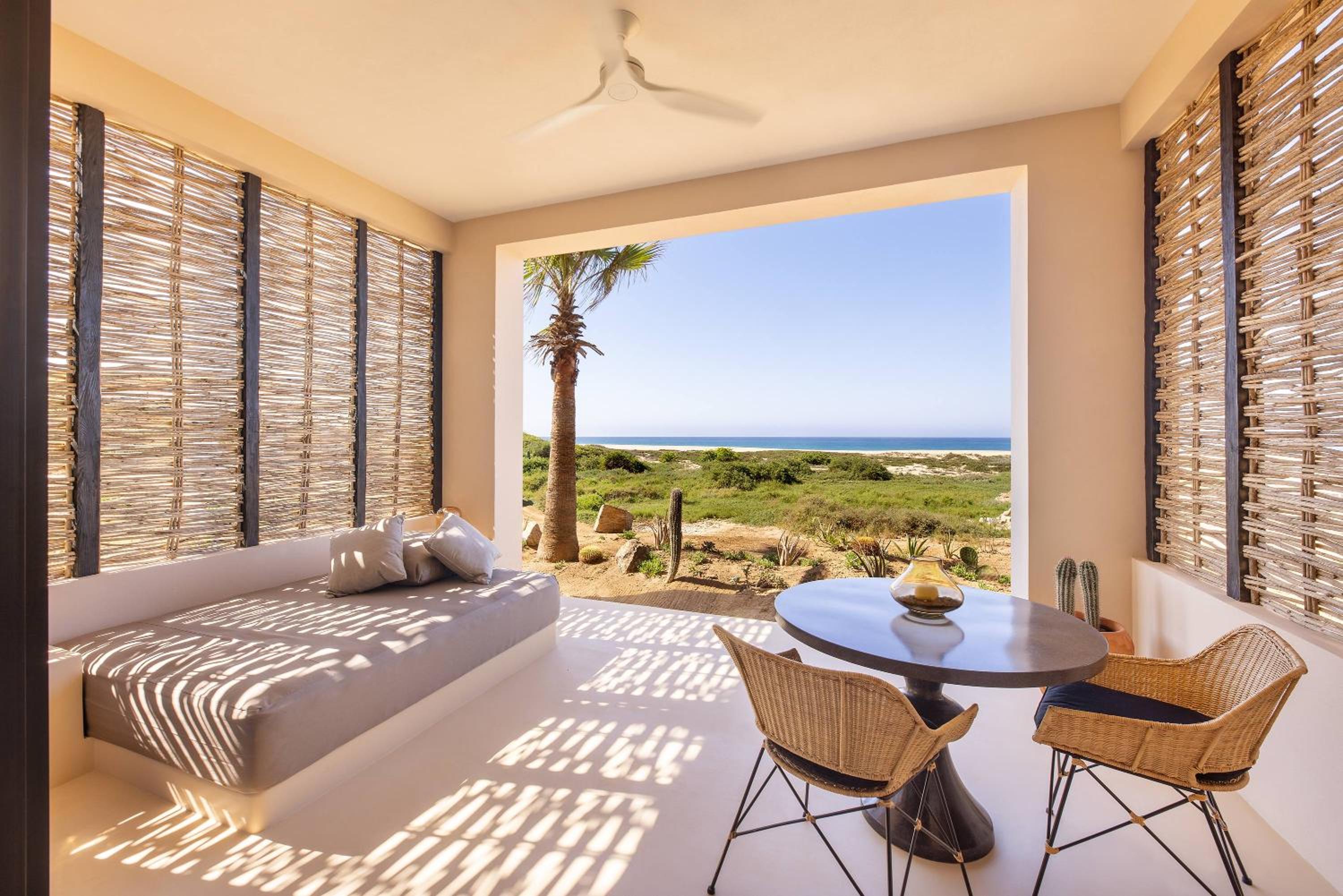 Oceanfront Premium King Room