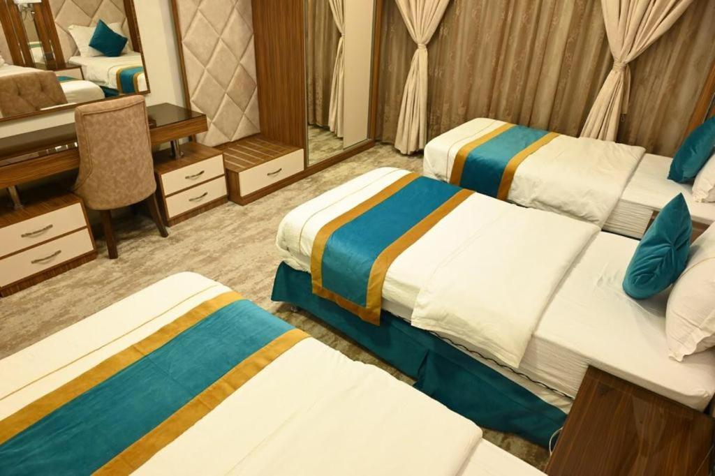 Deluxe Suite photo 2