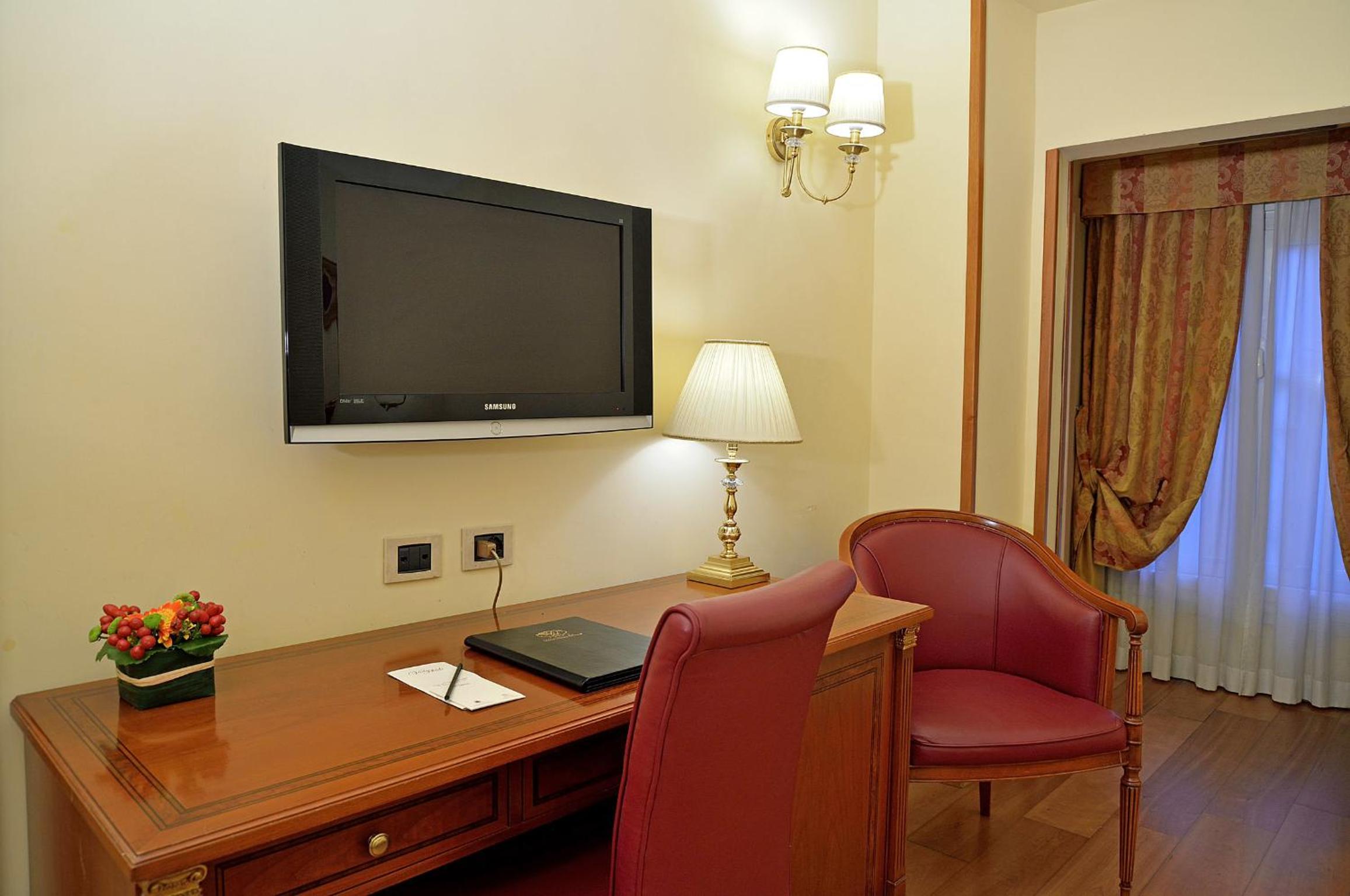 Superior Queen Room photo 2