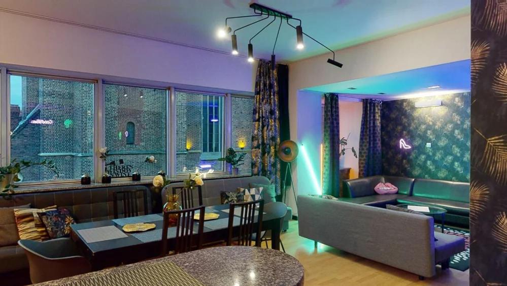 Deluxe Apartment