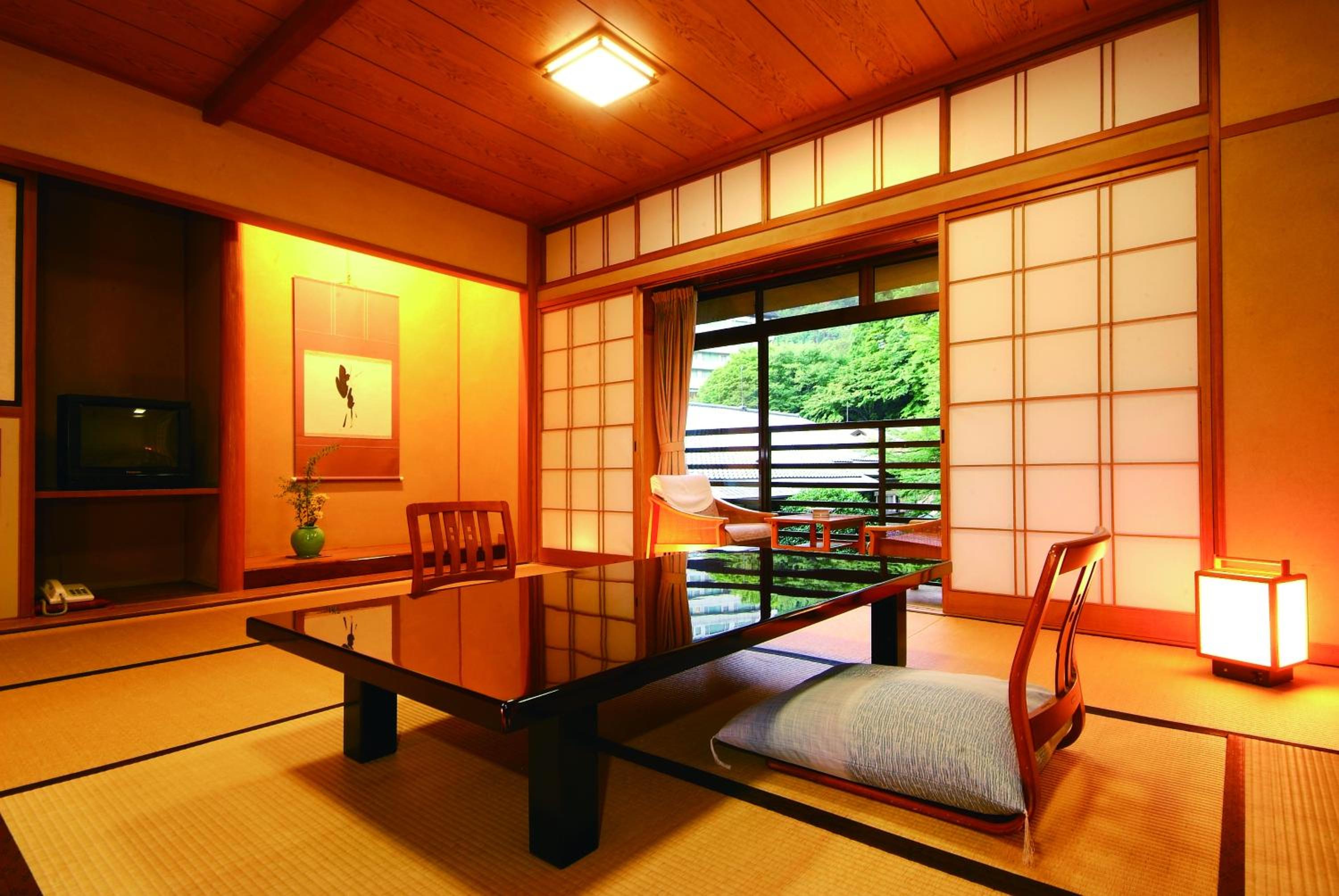 Japanese-Style Room -10 tatami-Meal Provided at Restaurant - Photo 5