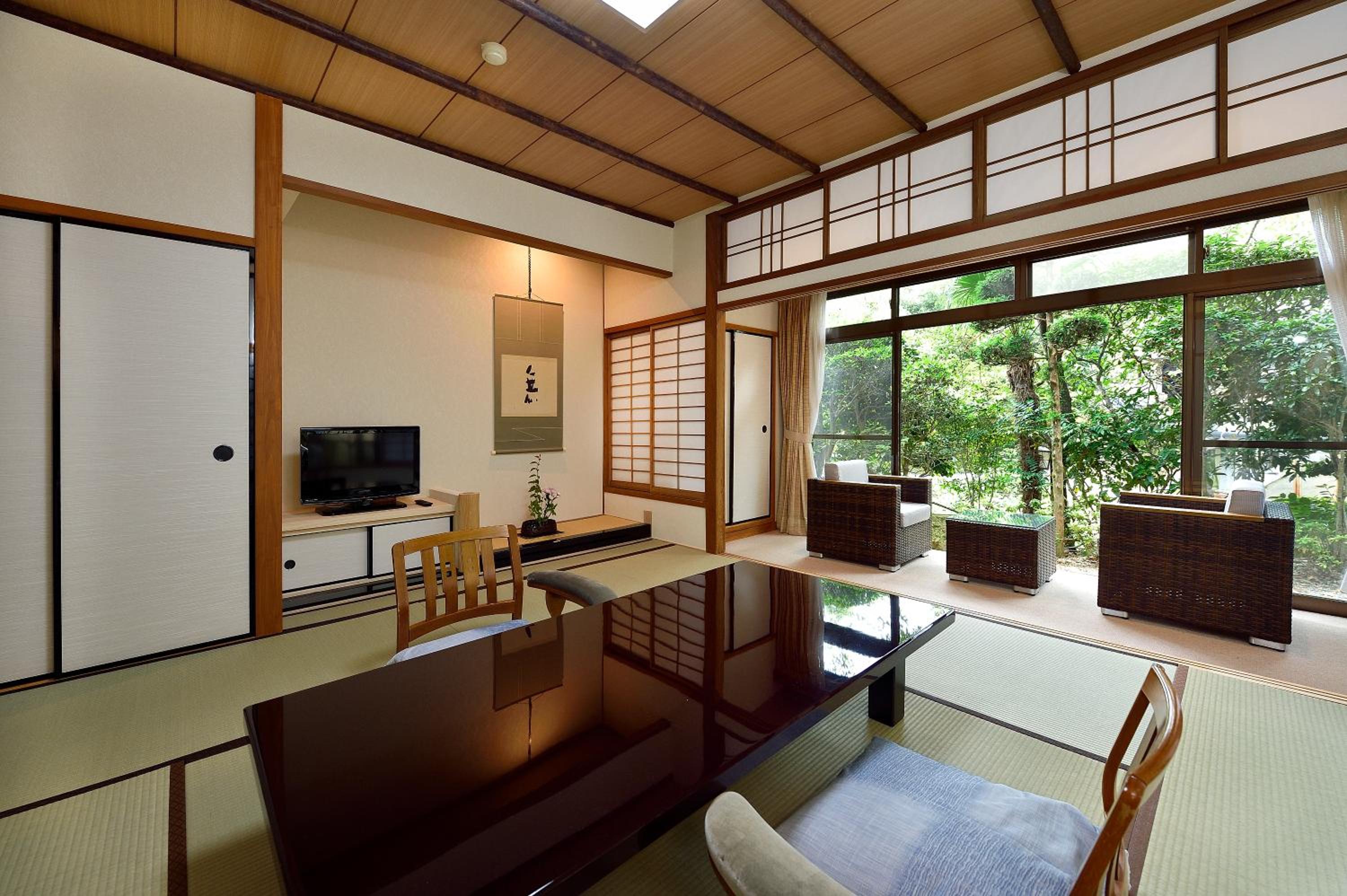 Japanese-Style Room -8 tatami-Meal Provided at Restaurant - Photo 8