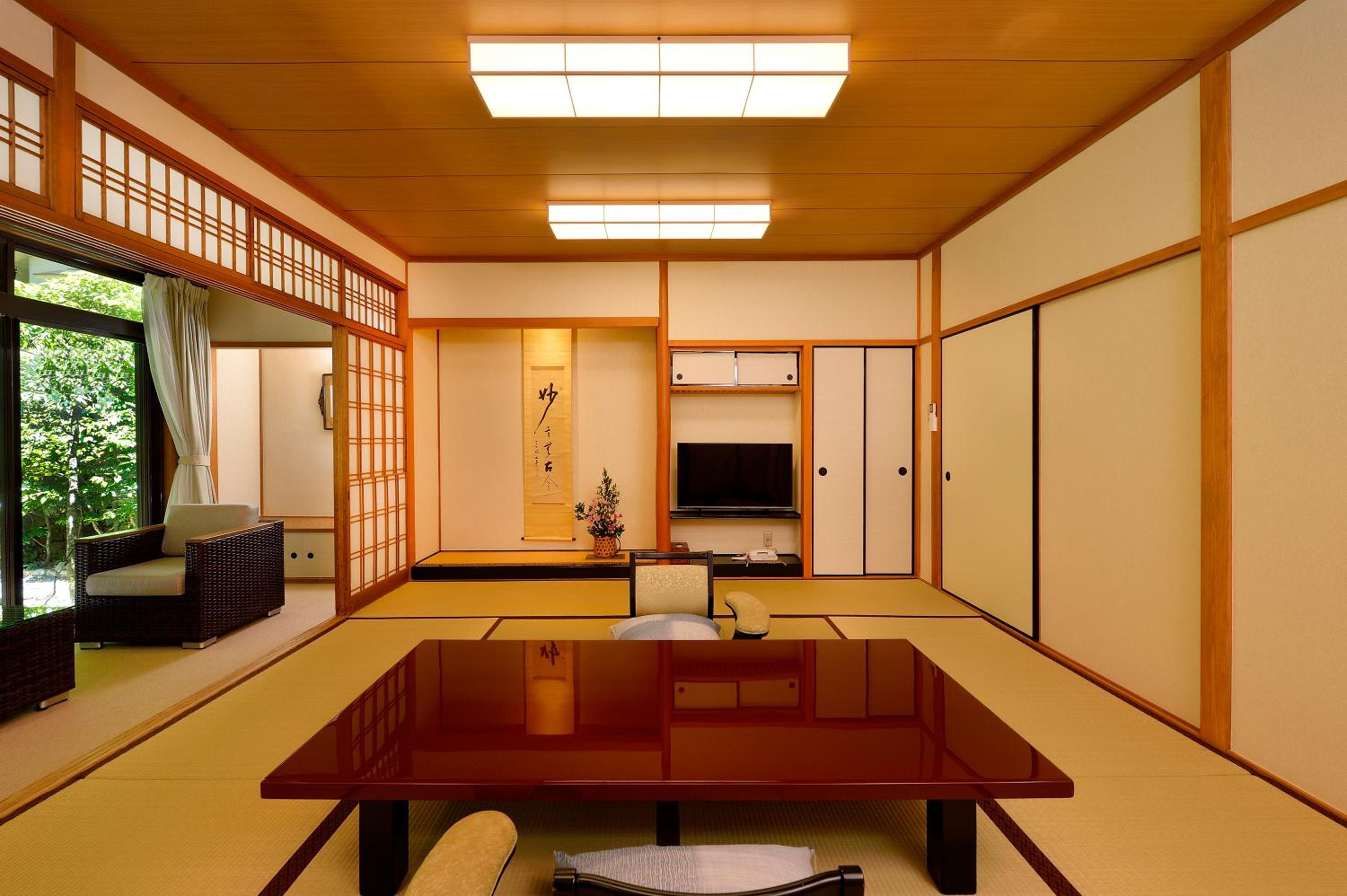 Japanese-Style Room -12 tatami-Meal Provided at Restaurant - Photo 8