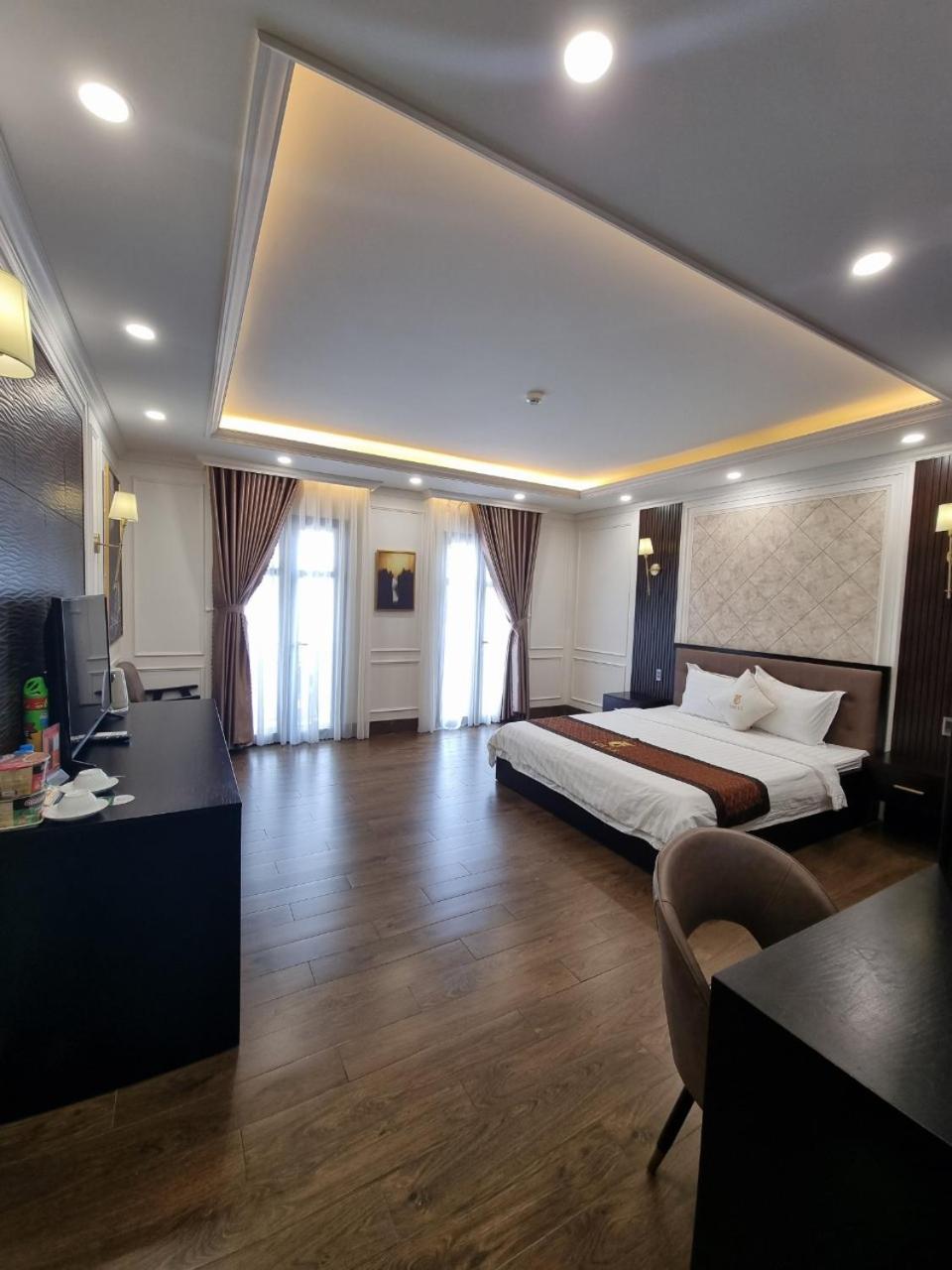 King Room with Balcony