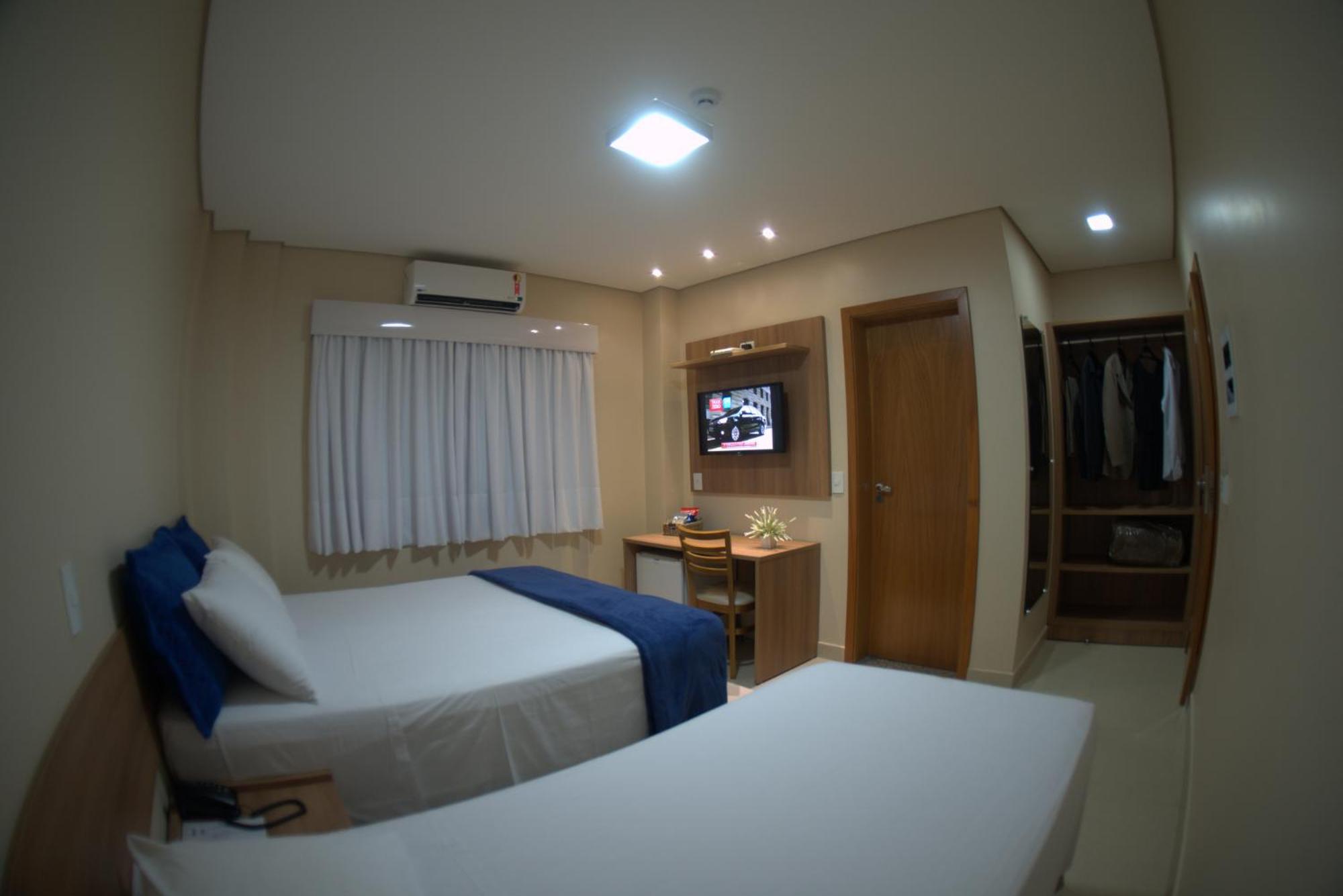 Double or Twin Room photo 3