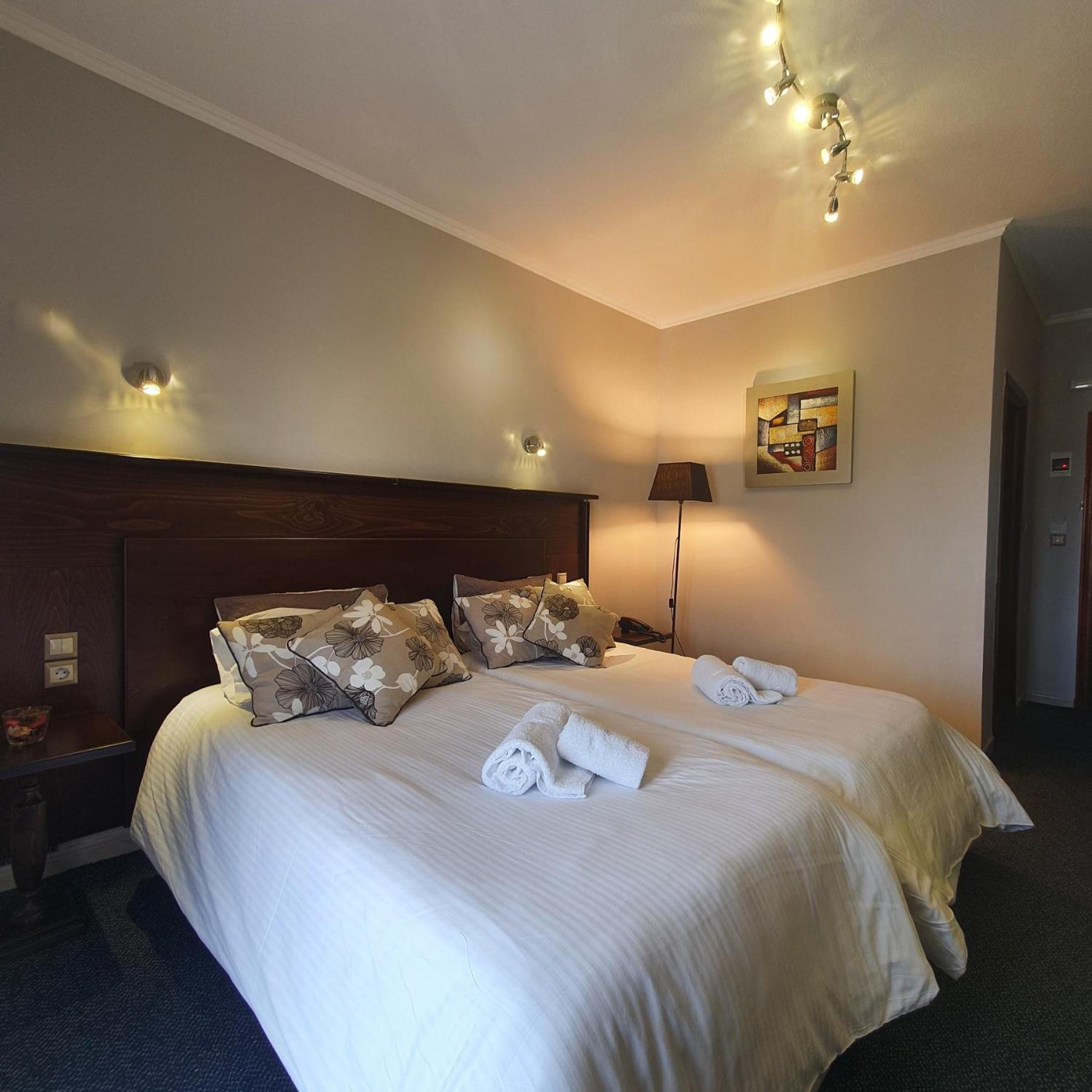 Economy Triple Room