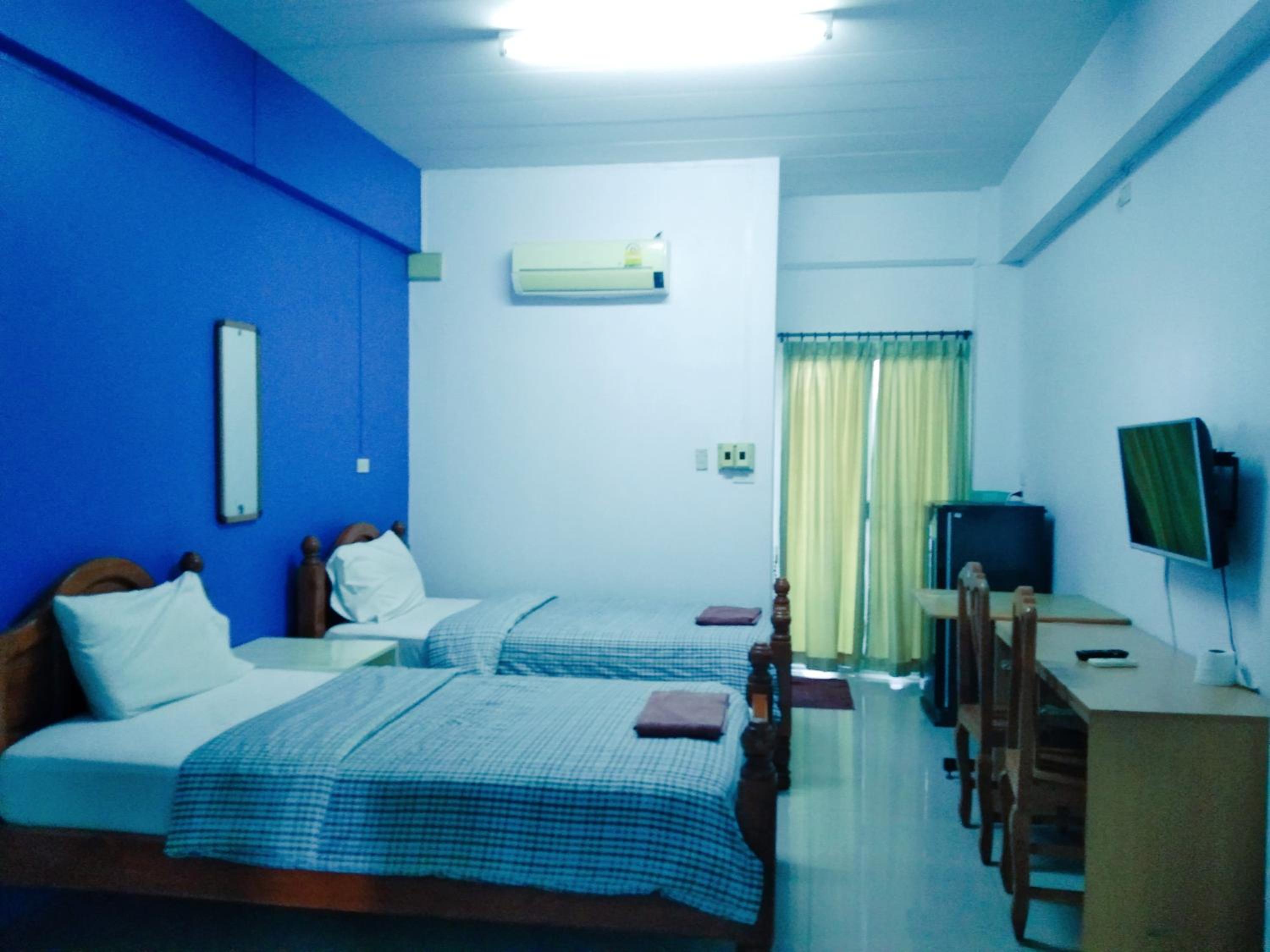 Twin Room with Balcony photo 3