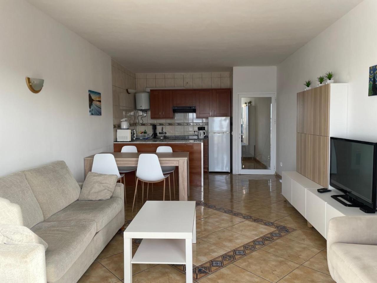 Apartment thumbnail 5