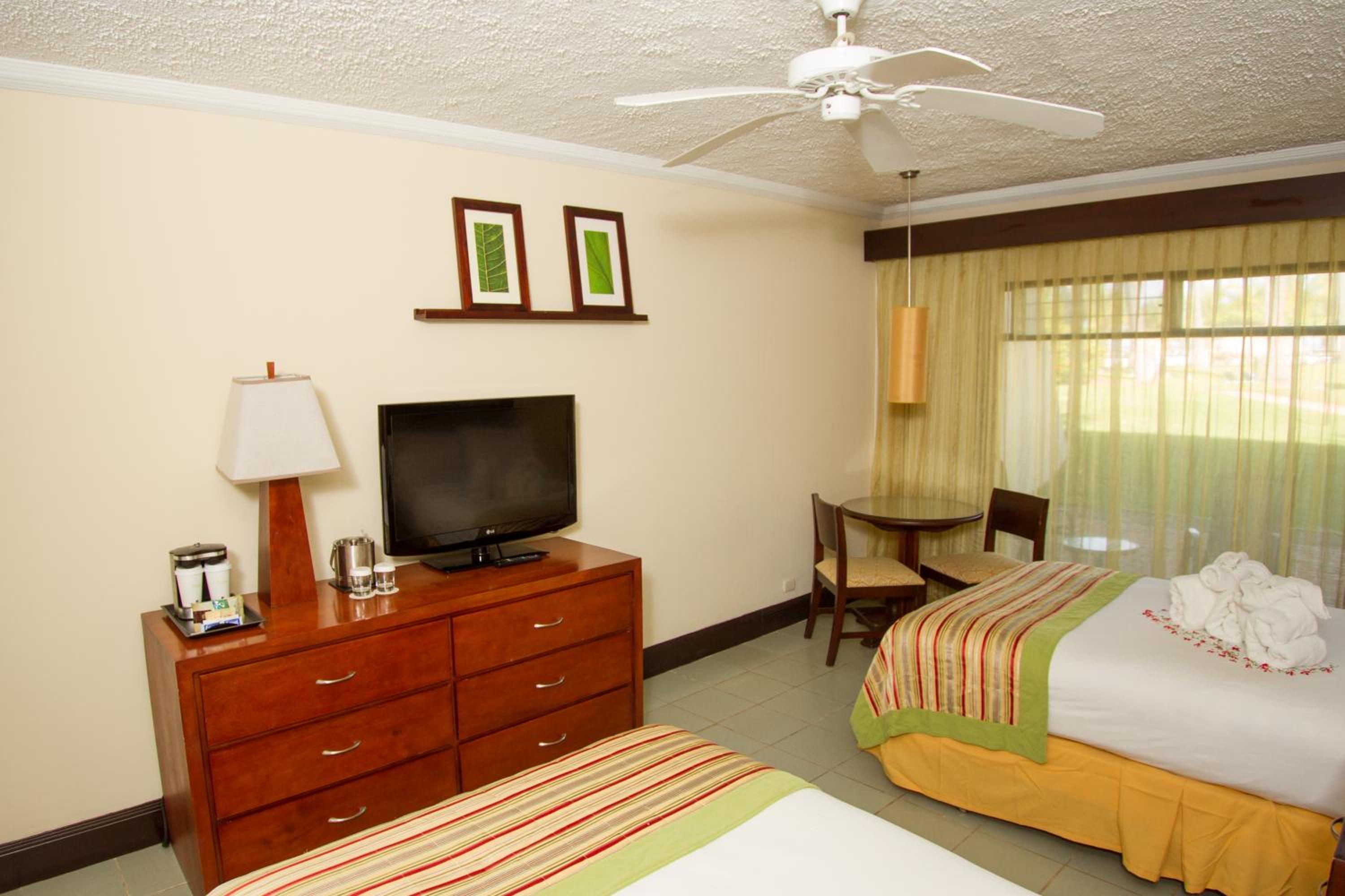 Fiesta 2 Double beds Room photo 2