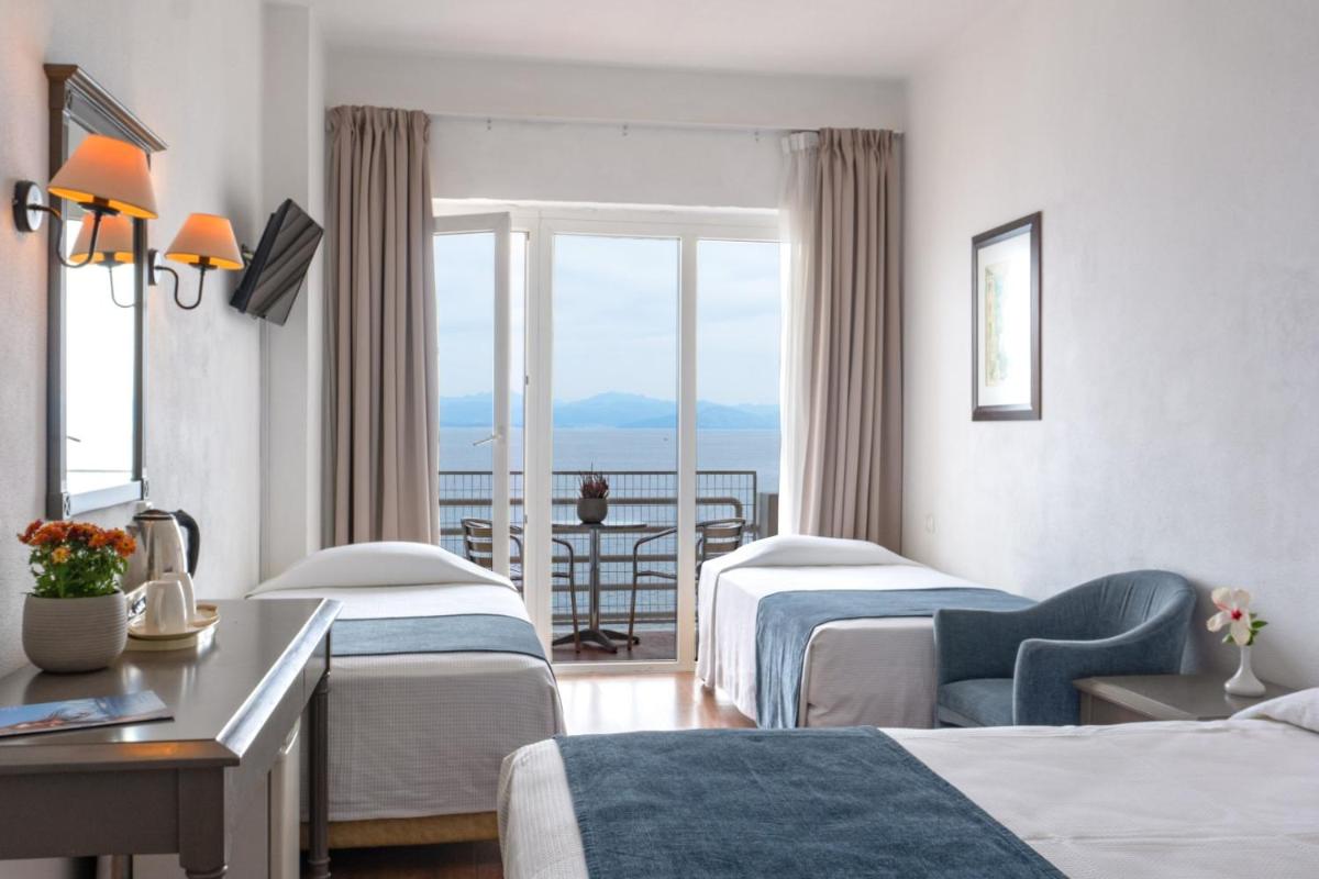 Family Room with Sea View