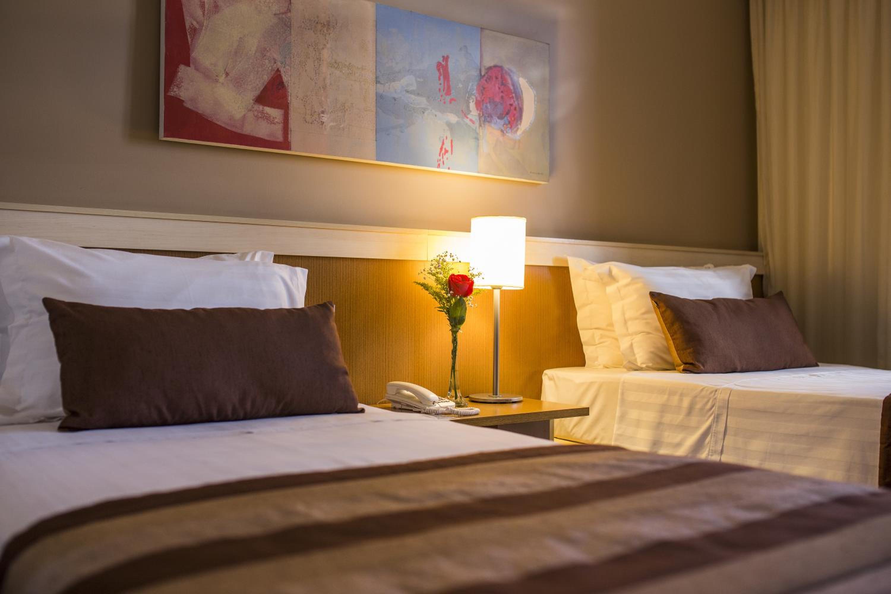 Premium Twin Room photo 3