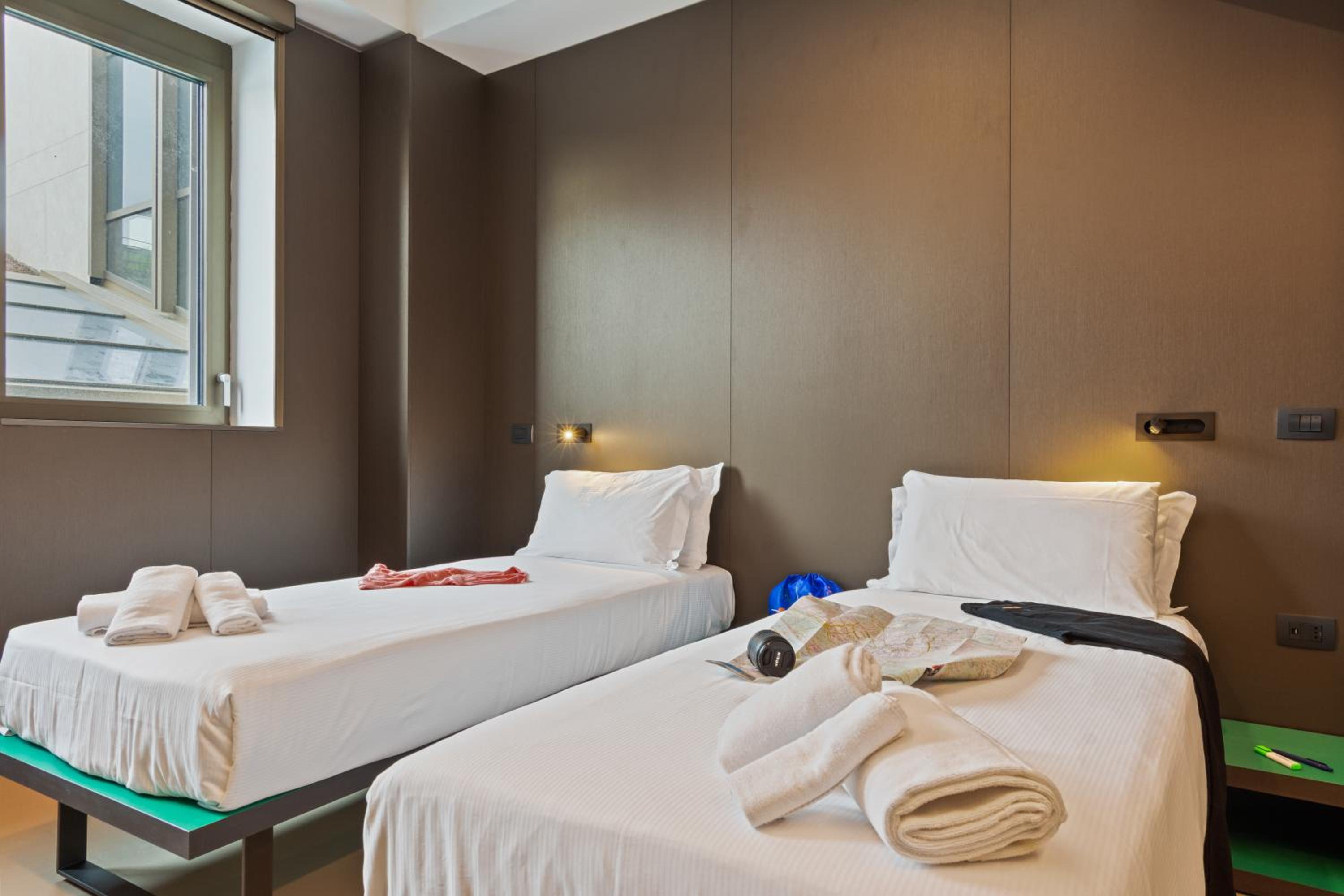 Small Double or Twin Room photo 3