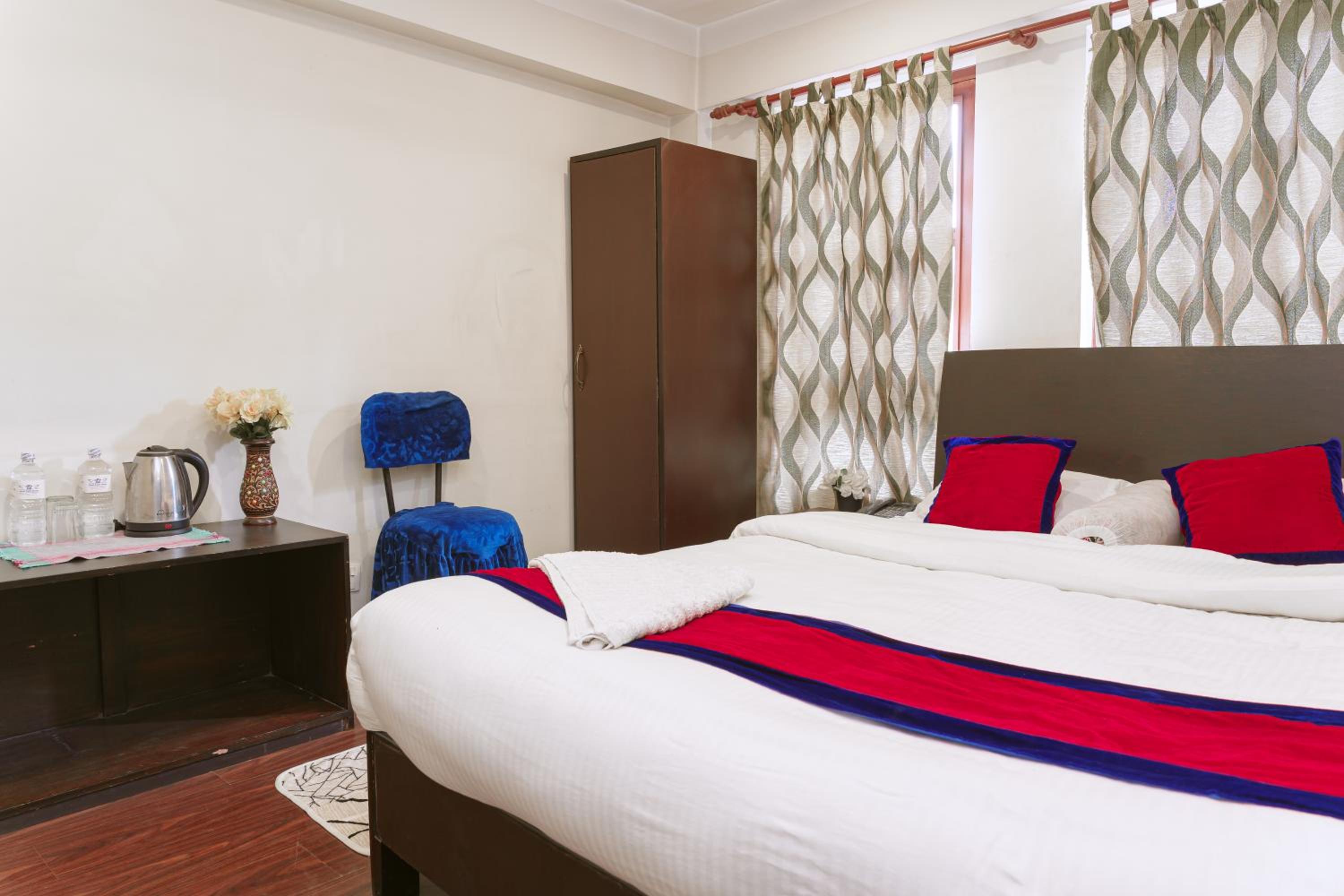 Deluxe Double Room - Photo 4