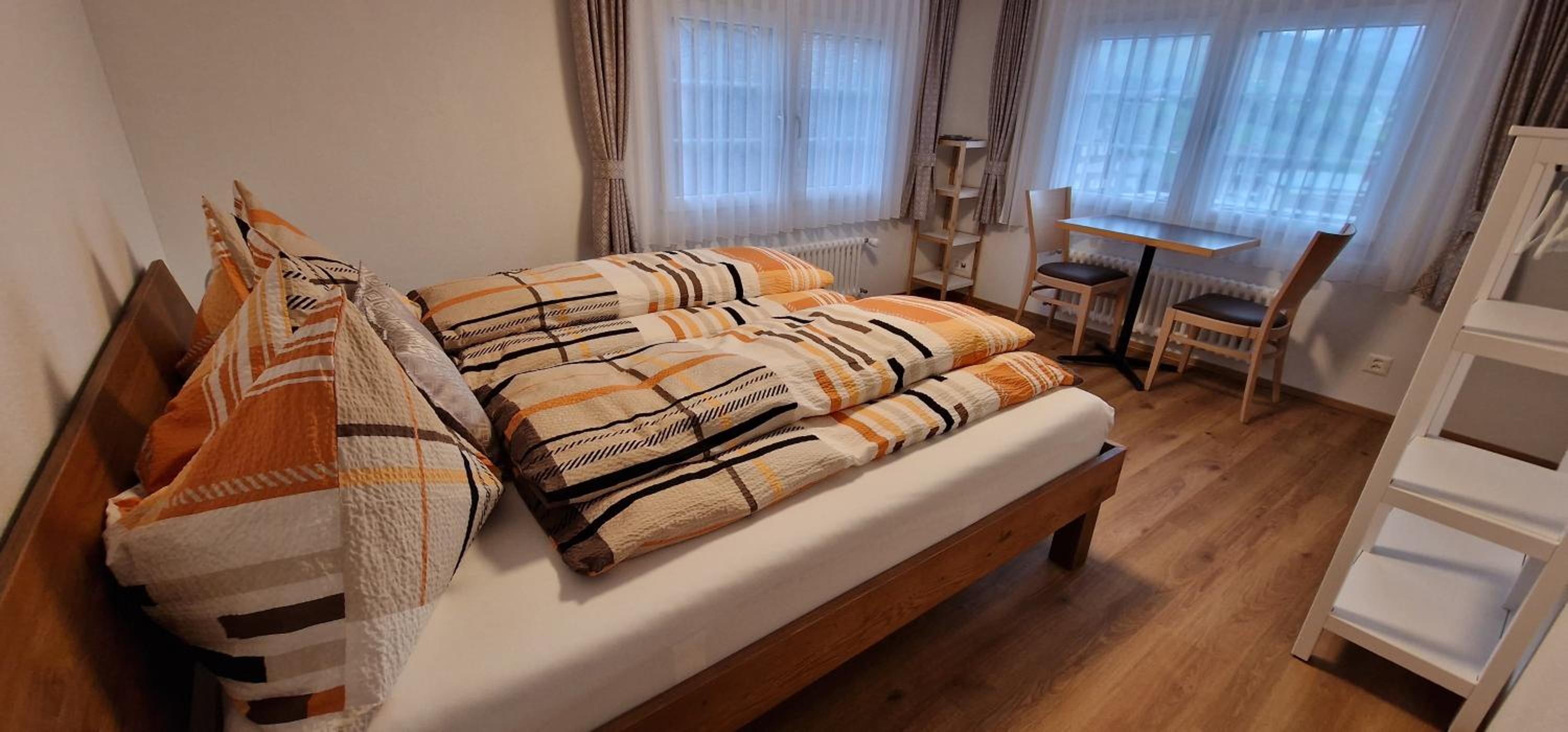 Standard Double Room - Photo 4