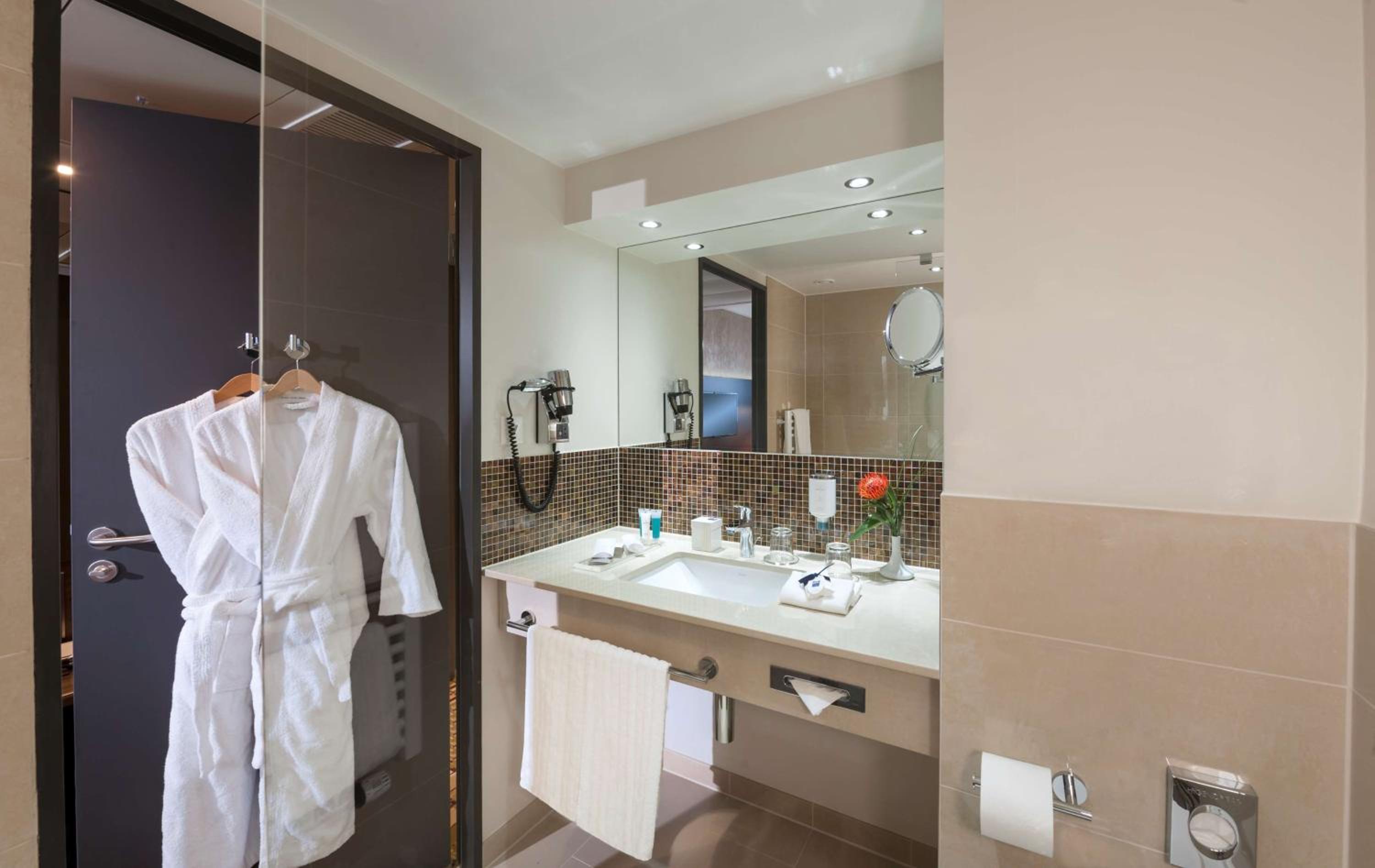 Junior Suite with Kitchenette photo 3