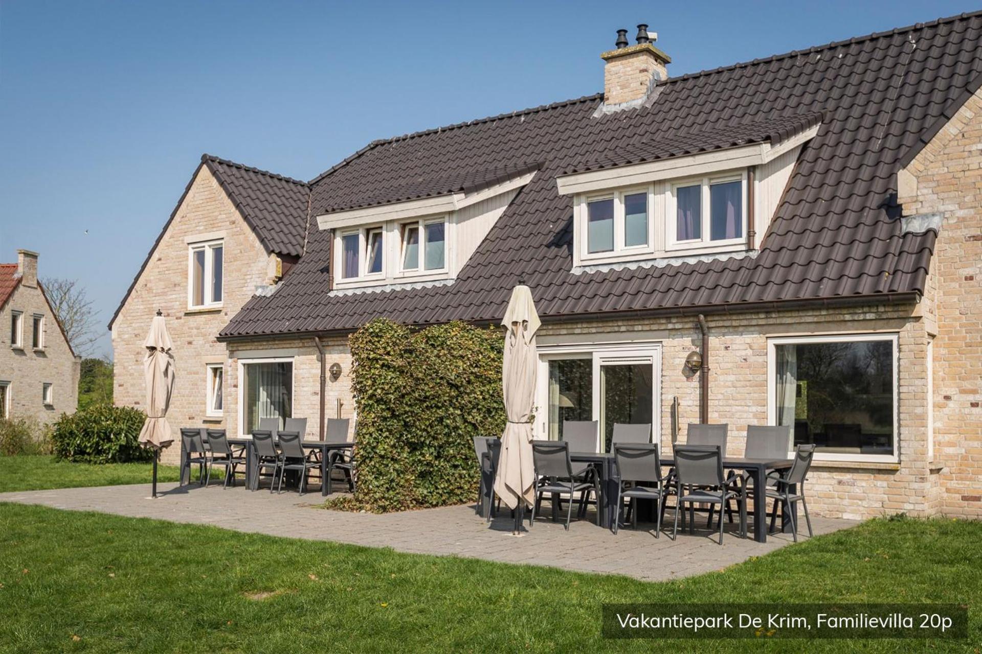 Villa photo 3