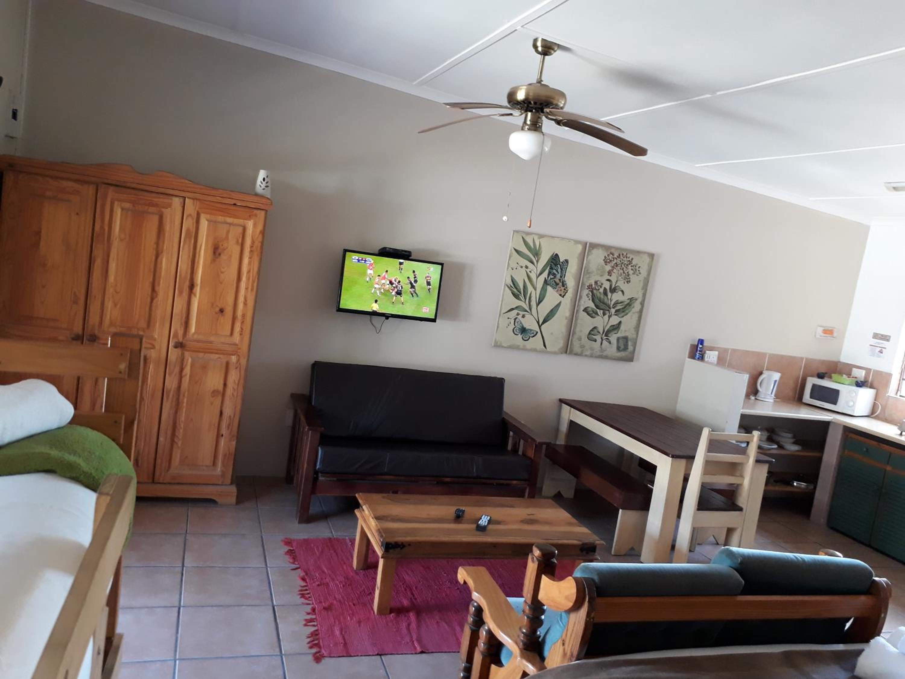 Family Room photo 1