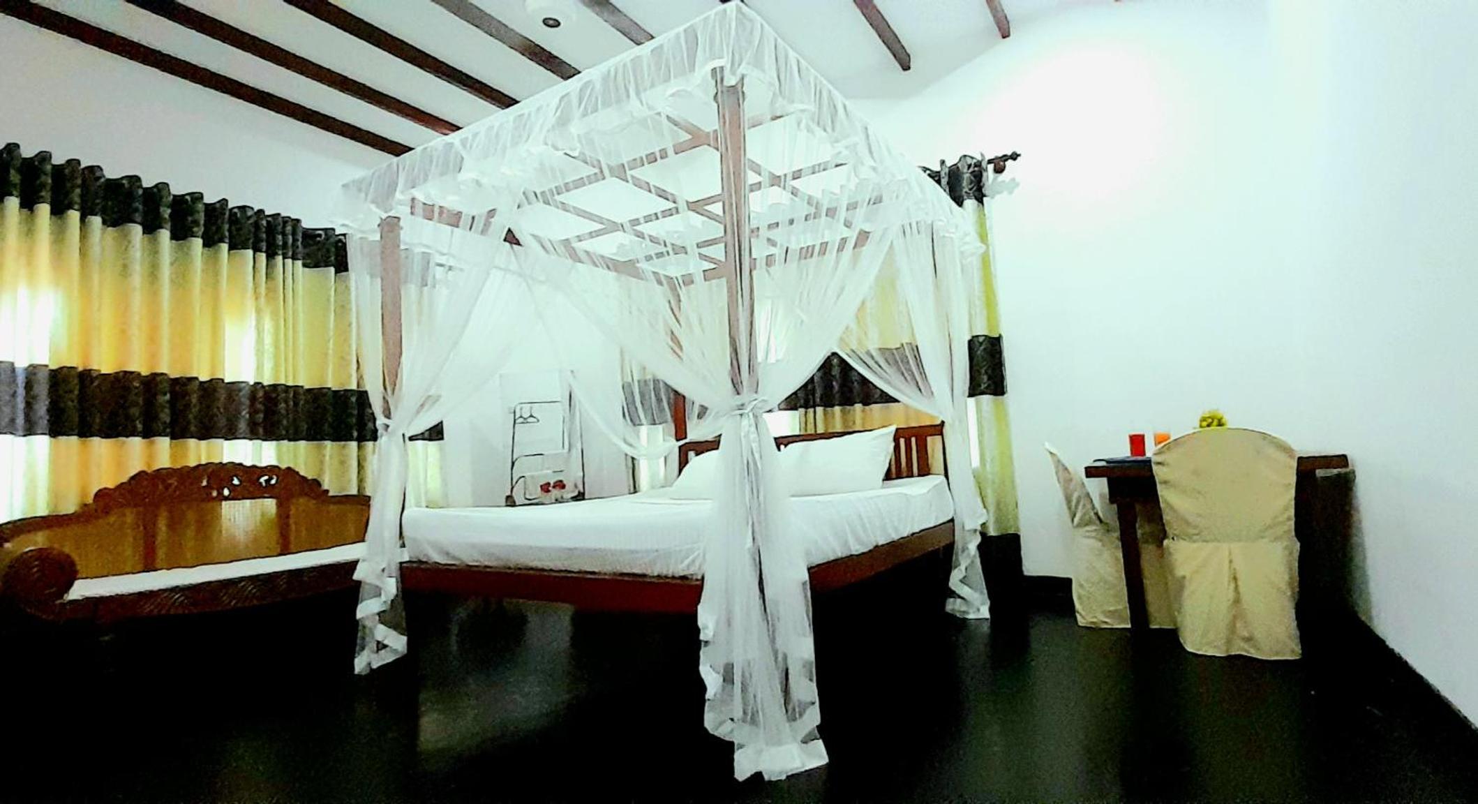 Deluxe Double Room photo 2