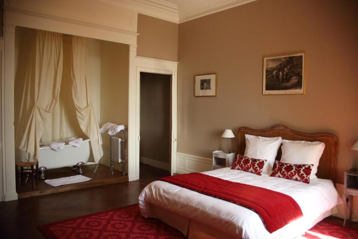 Double Room with Private Bathroom photo 1
