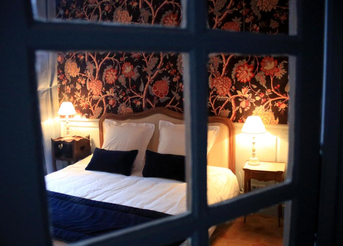 Twin Room with Bath photo 2