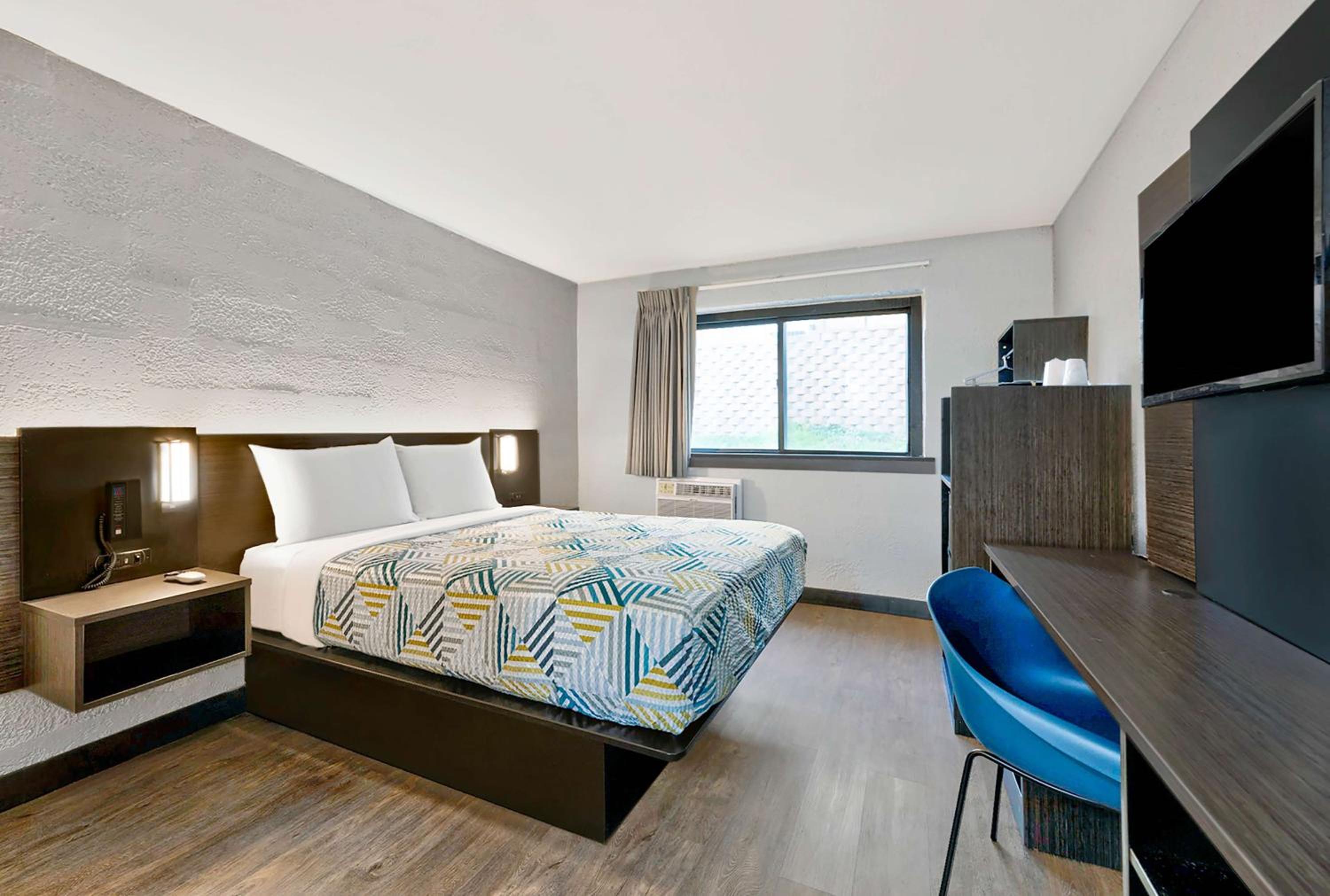 Deluxe Double Room - Non-Smoking photo 1