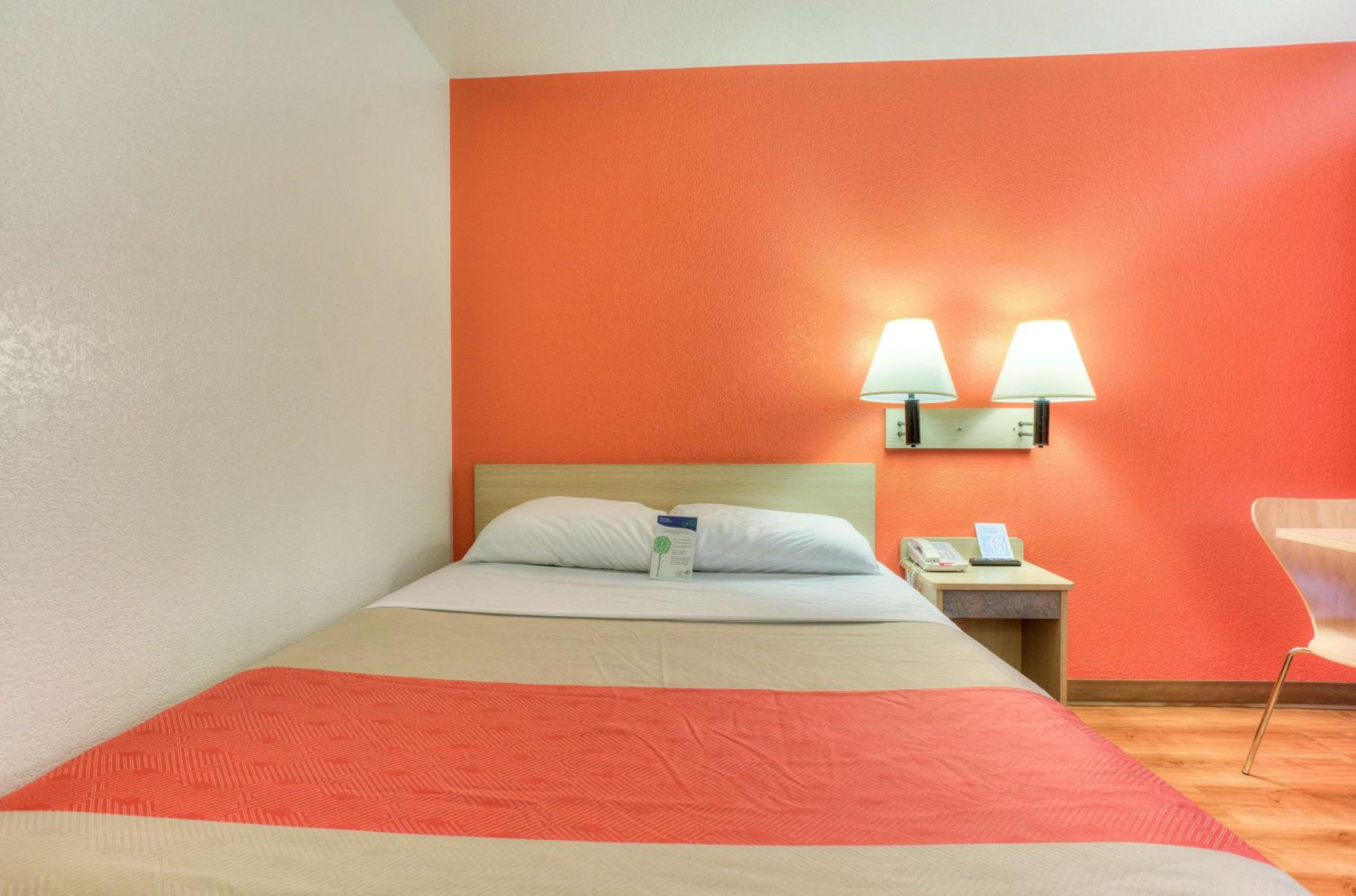 Motel 6-Tigard, OR - Portland South - Lake Oswego, Photo 9