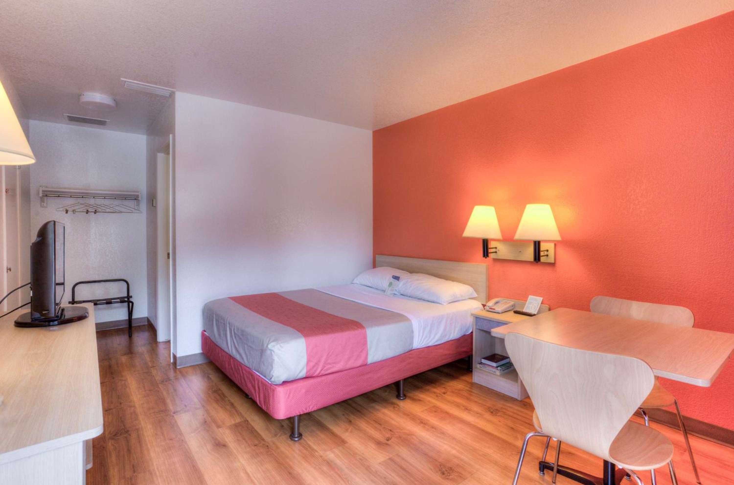 Motel 6-Tigard, OR - Portland South - Lake Oswego, Photo 12